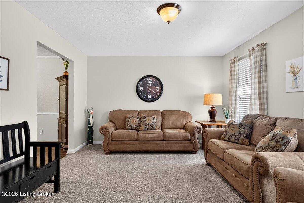 8907 Bobrader Ct Property Photo 4