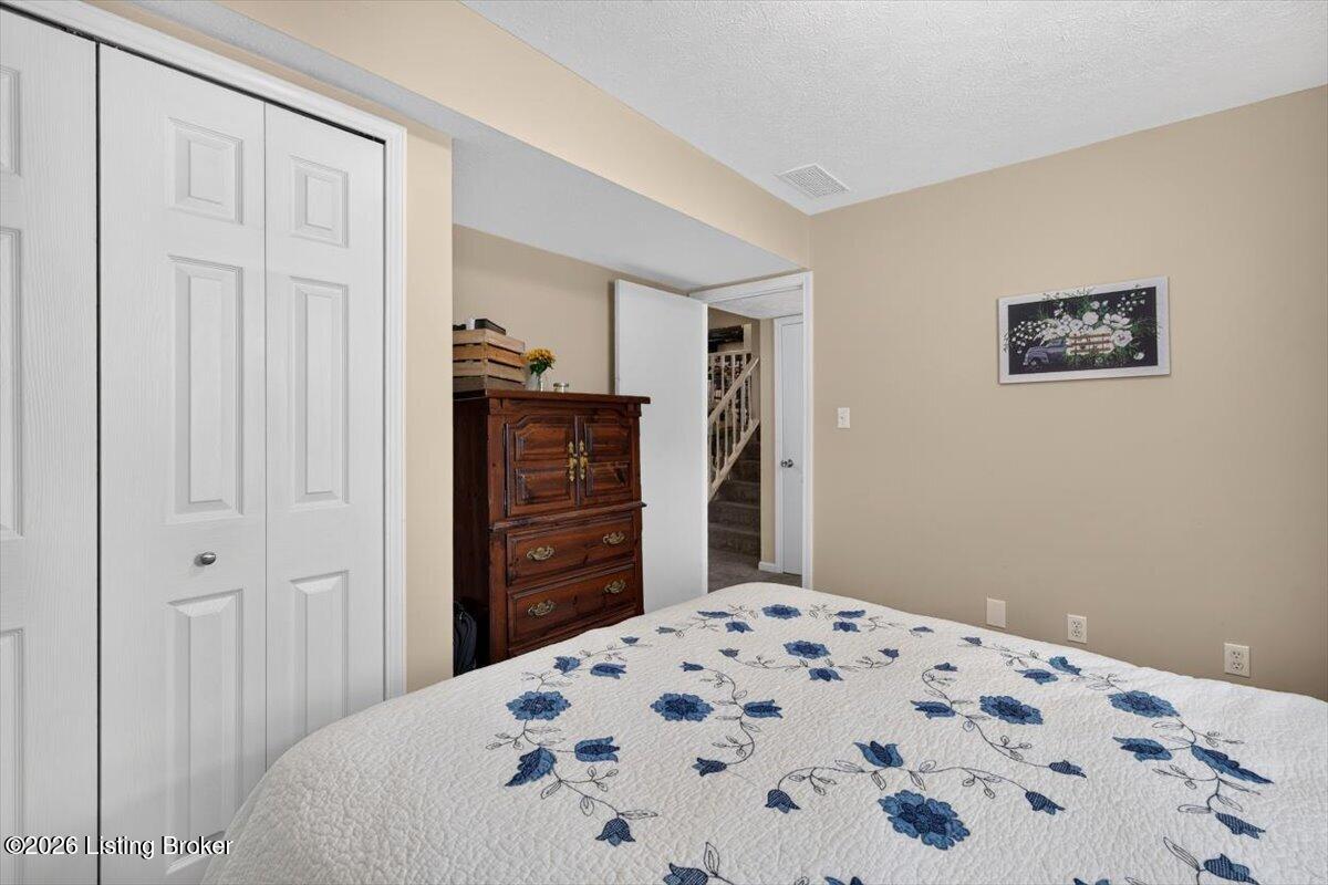 8907 Bobrader Ct Property Photo 29