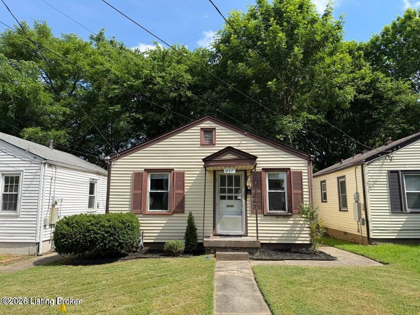 927 Beecher St Property Photo 1