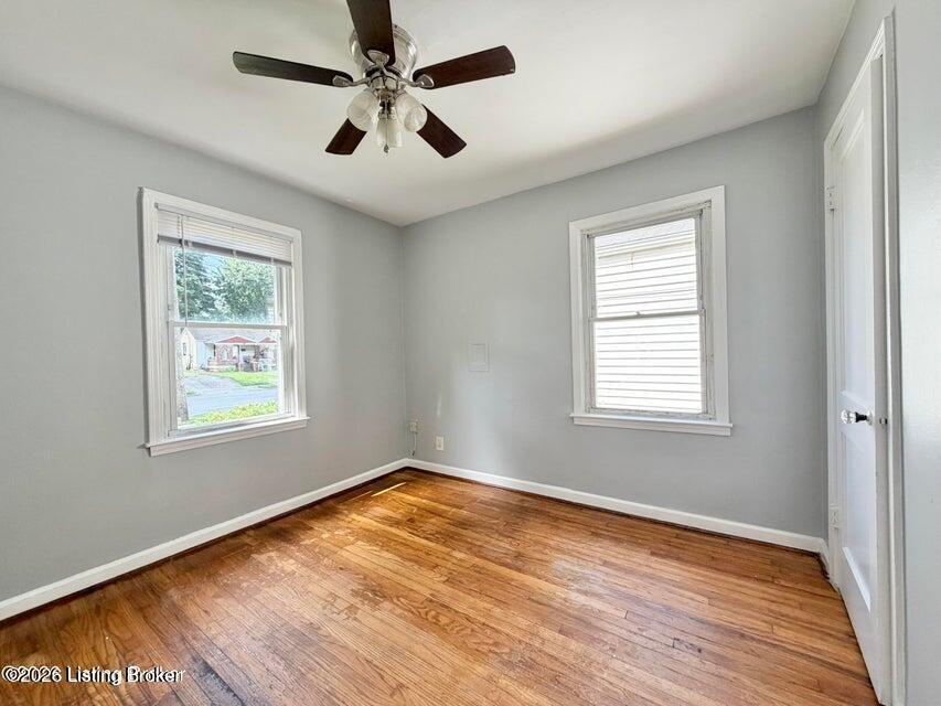 927 Beecher St Property Photo 6
