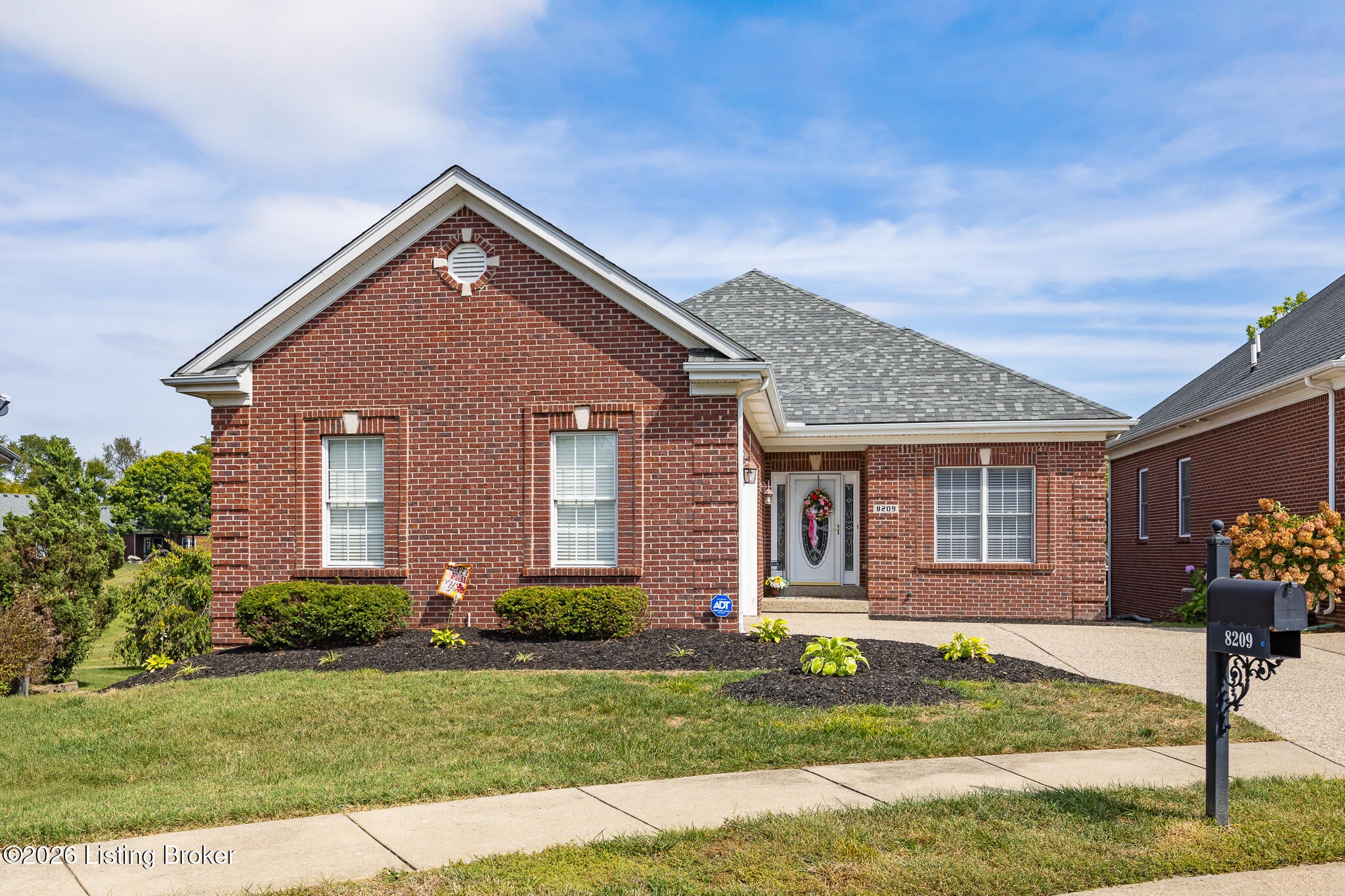 8209 Parker Grant Ct Property Photo 1