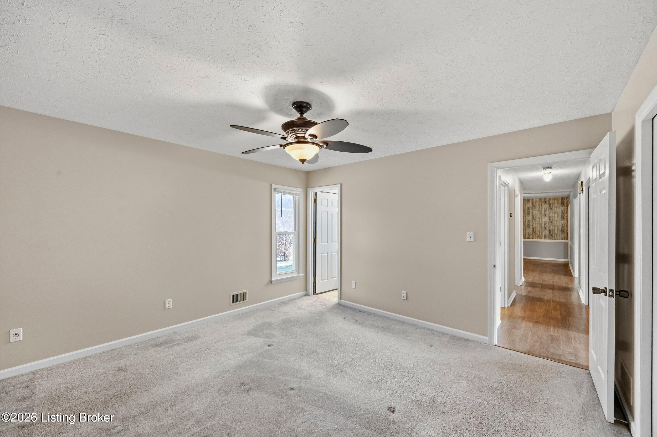 9115 Willowwood Way Property Photo 16