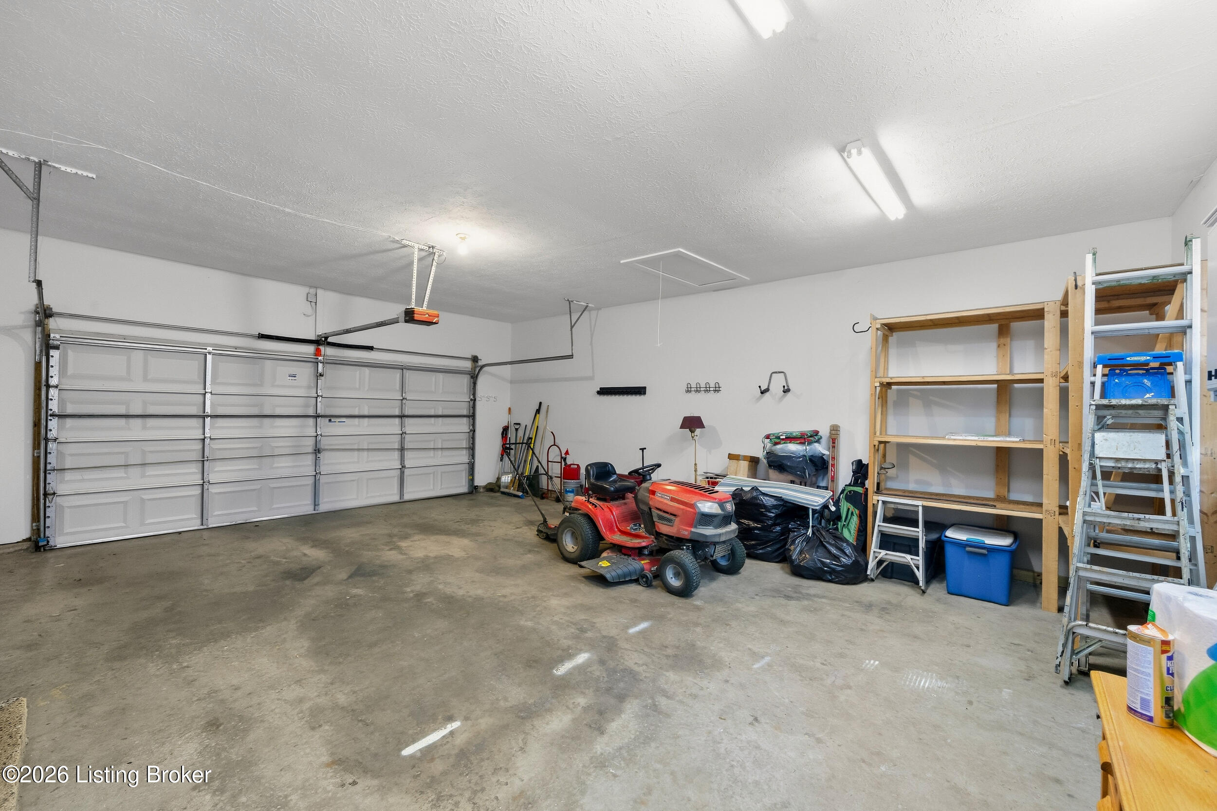 9115 Willowwood Way Property Photo 27