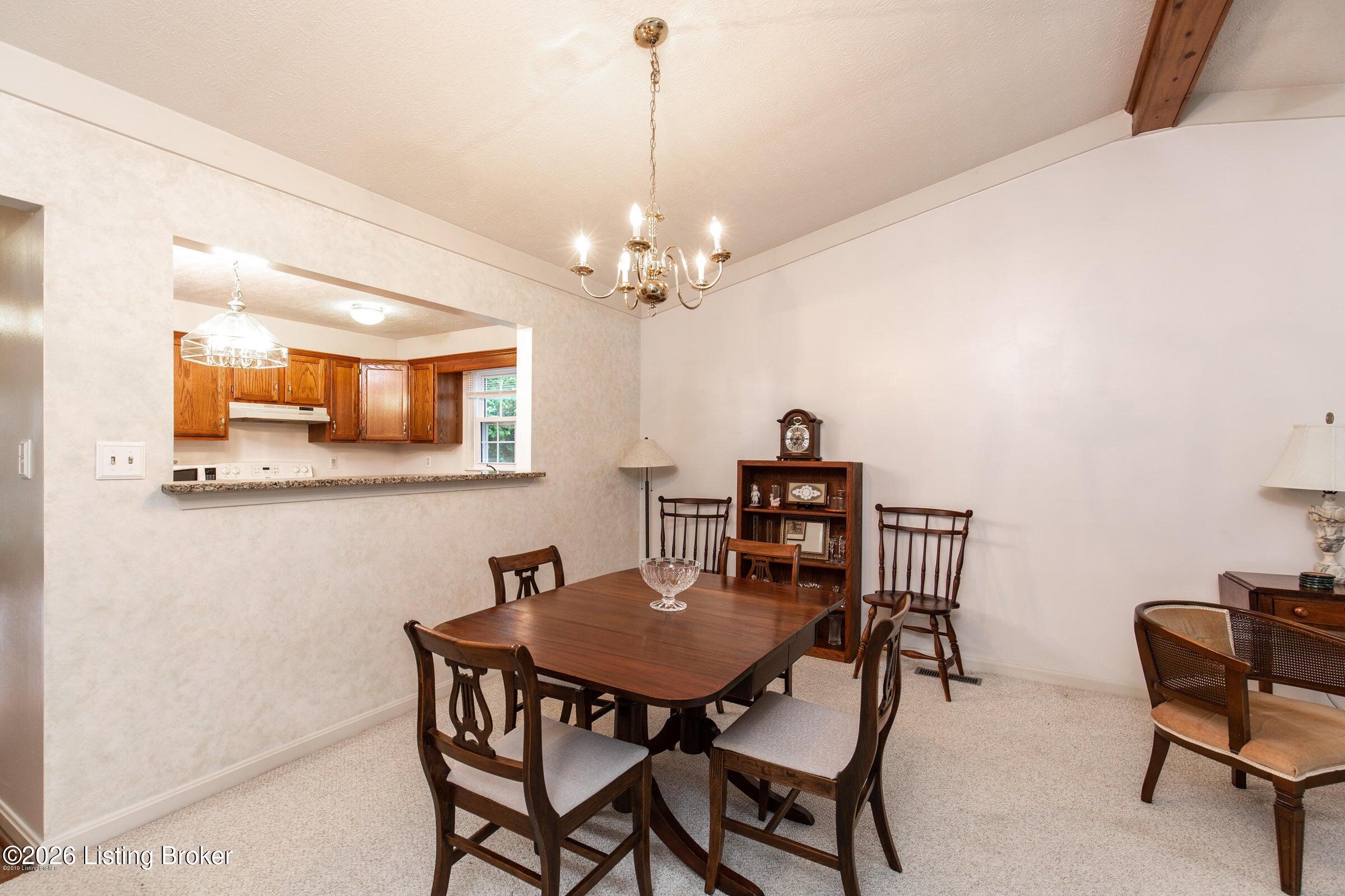 10206 Brownhurst Ct Property Photo 3
