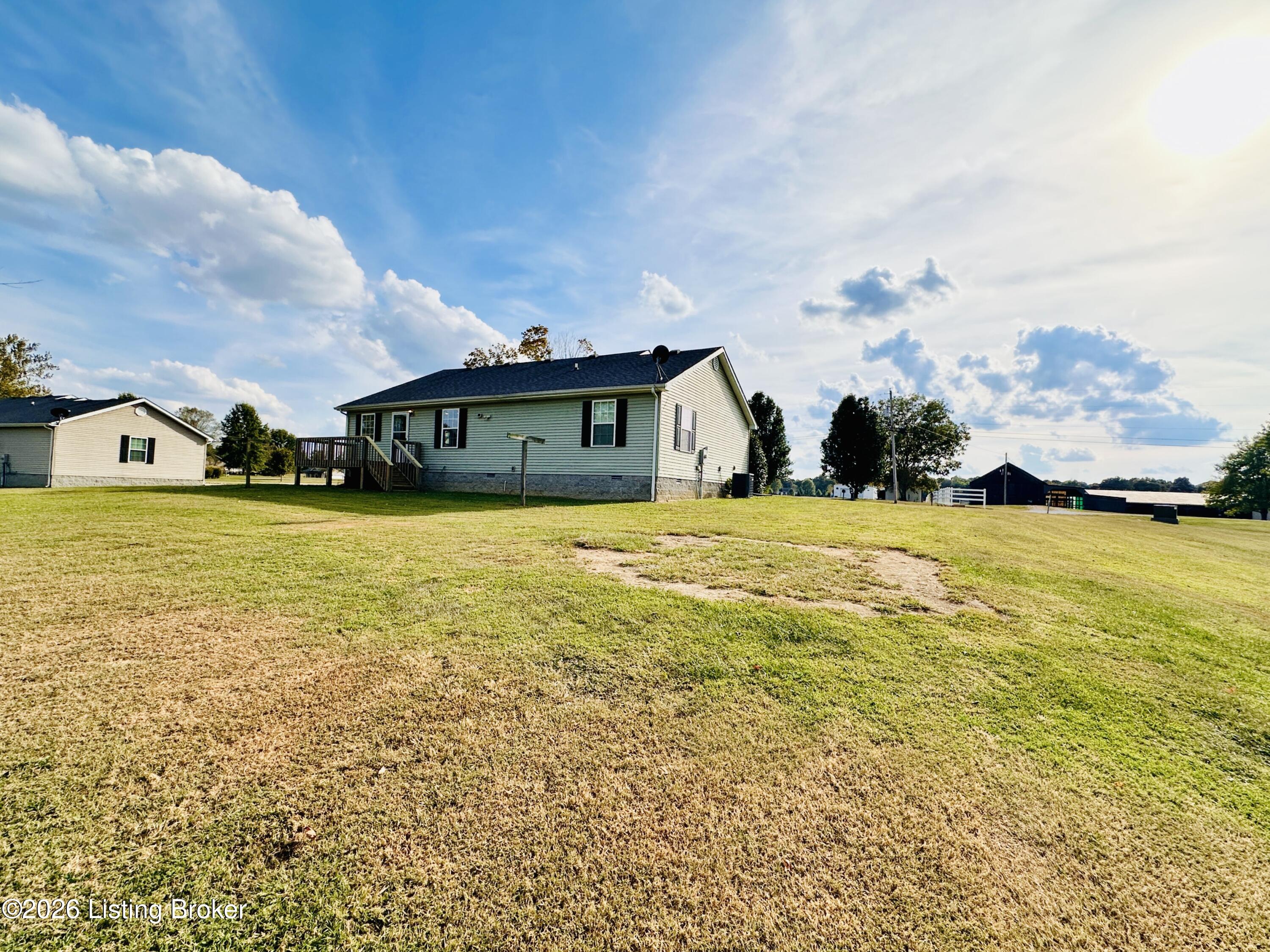 1284 Clifty Church Dr Property Photo 17
