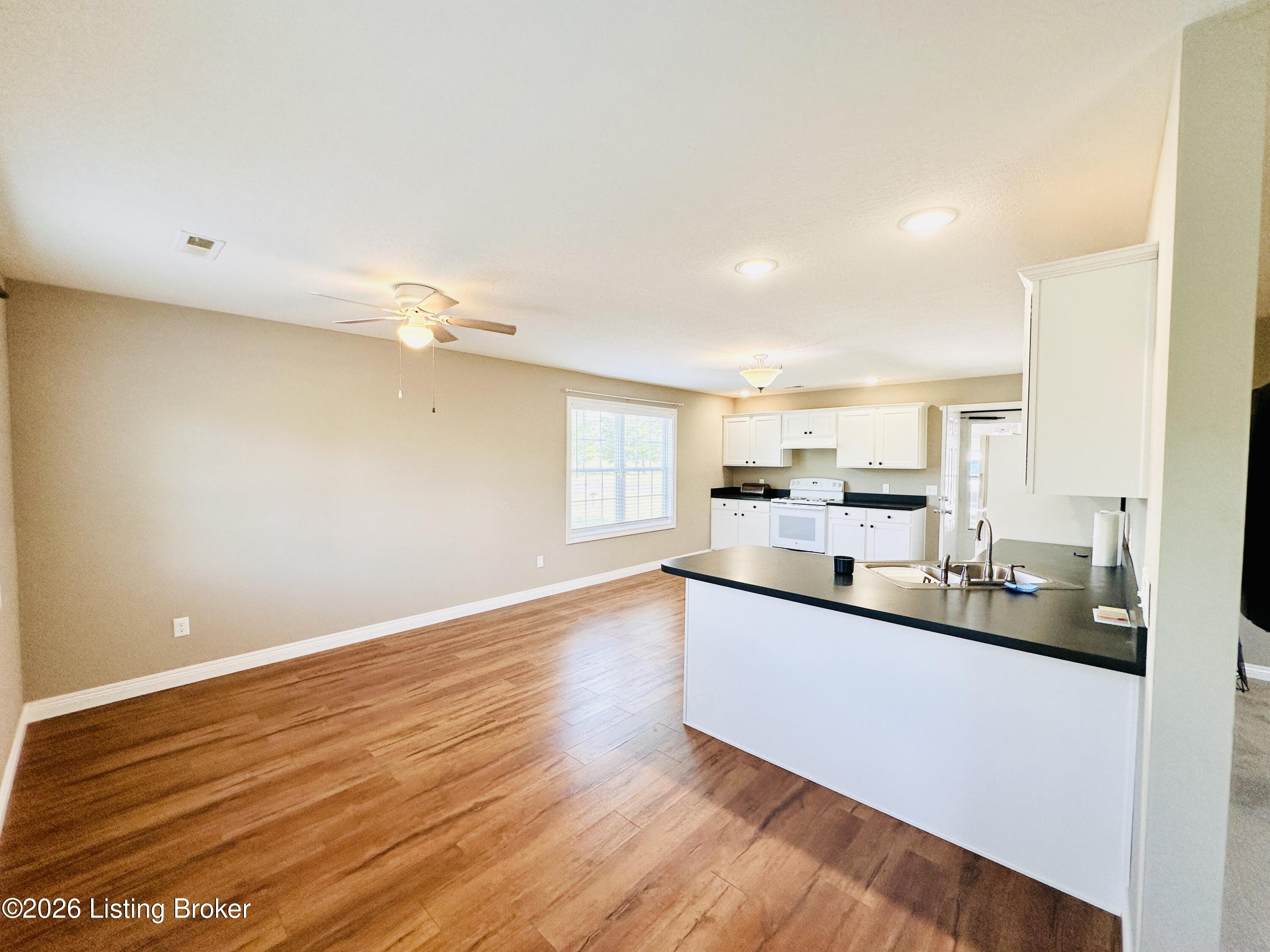 1284 Clifty Church Dr Property Photo 34