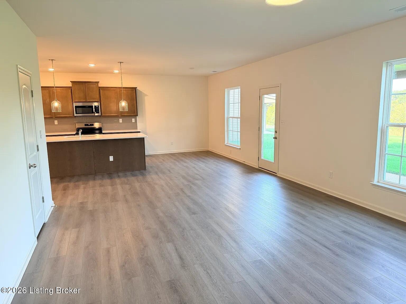 7919 Copper Drift Way Property Photo 3
