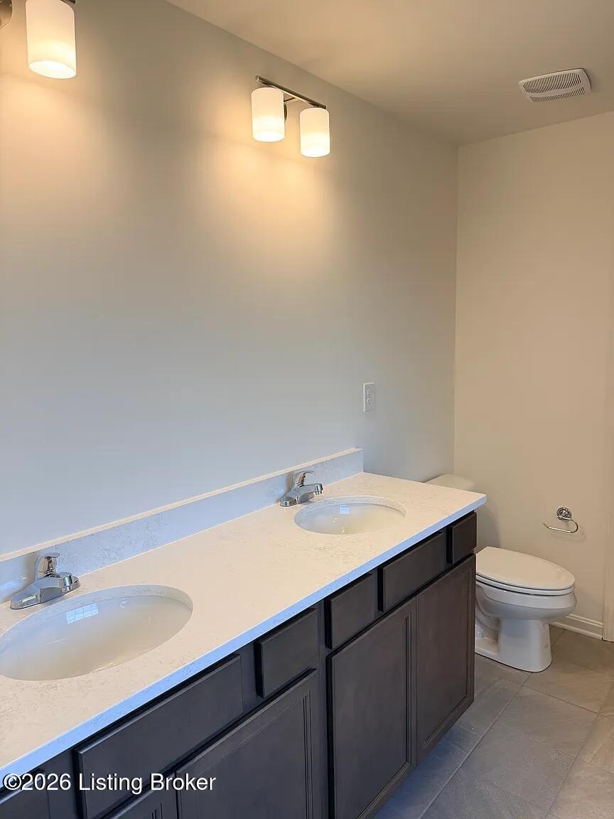 7919 Copper Drift Way Property Photo 16