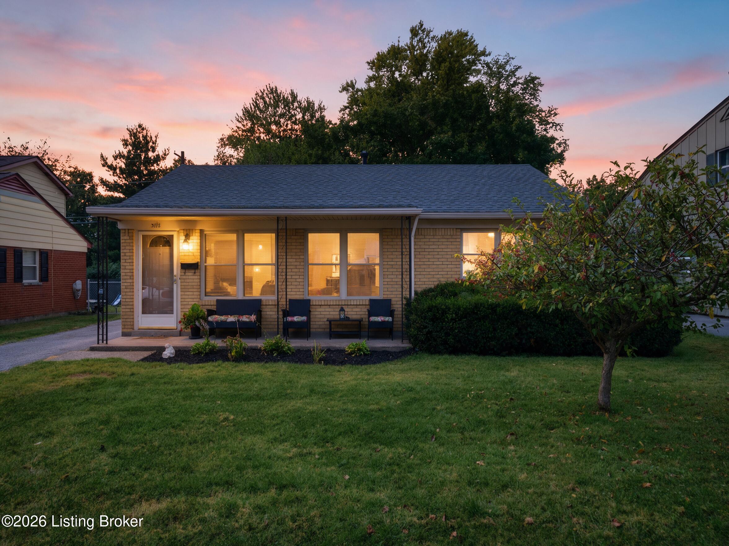 3118 Commander Dr Property Photo 1