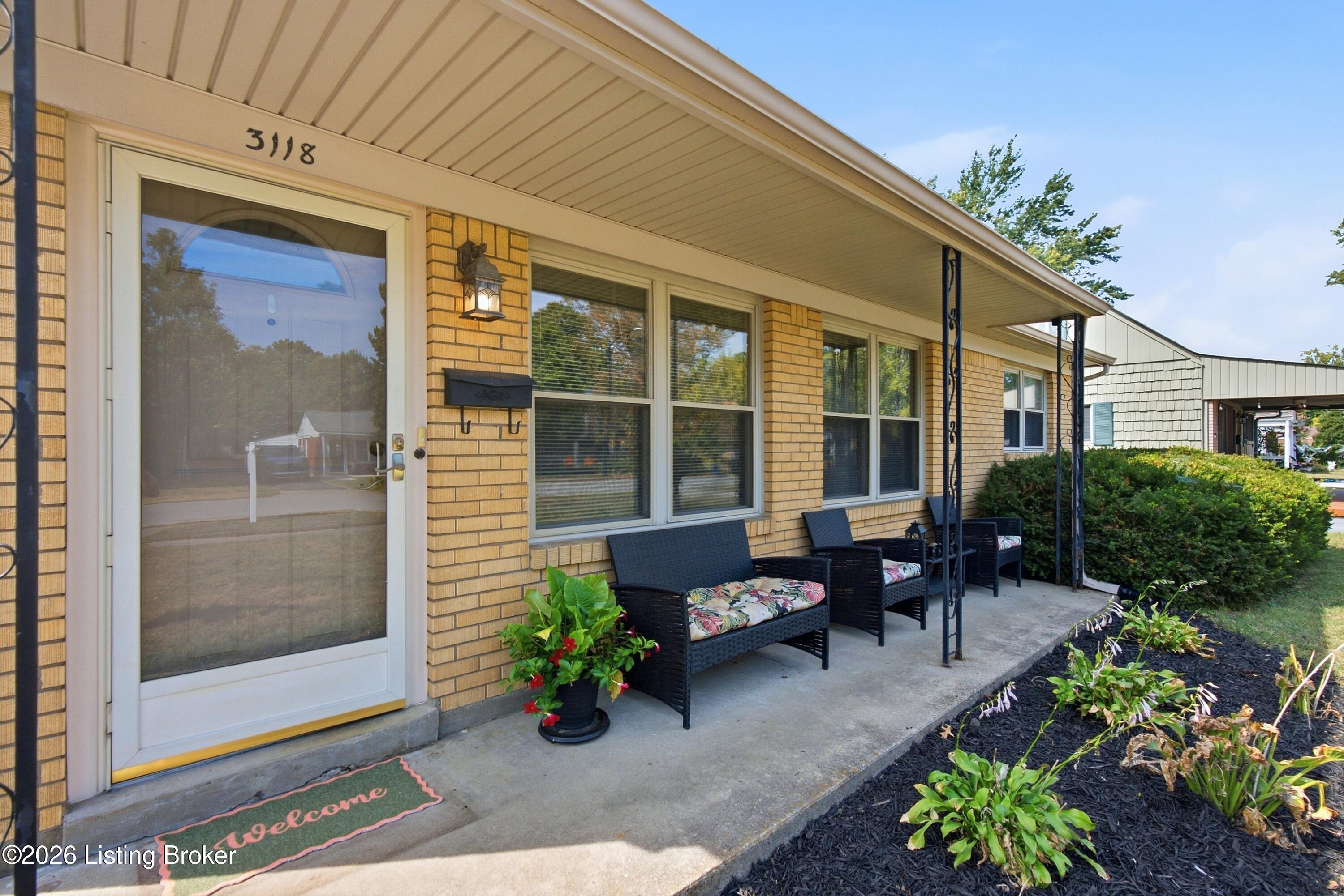 3118 Commander Dr Property Photo 5