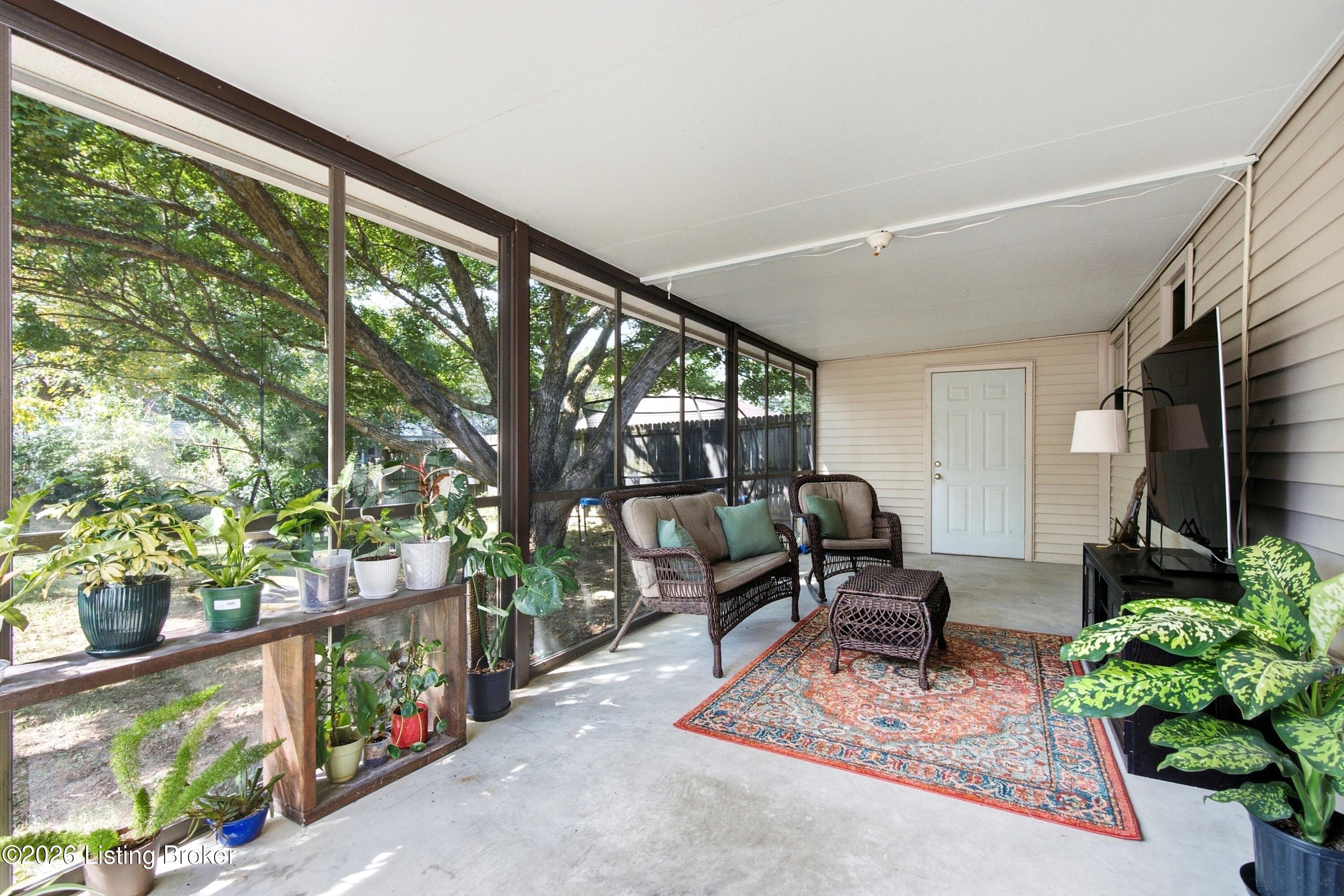 3118 Commander Dr Property Photo 31