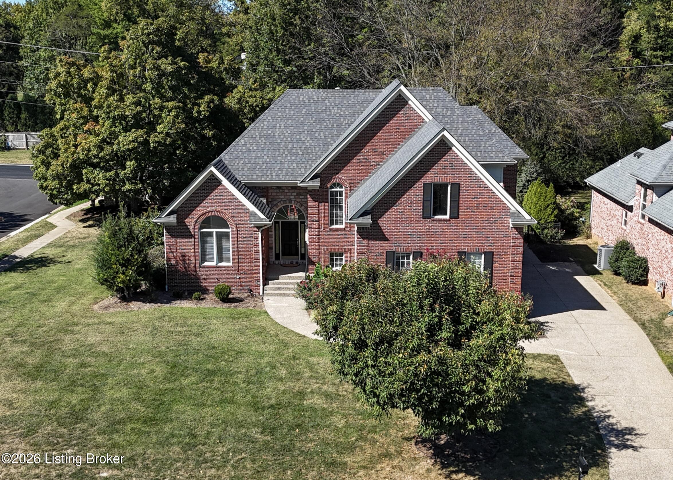 7401 Wolfpen Woods Ct Property Photo 1