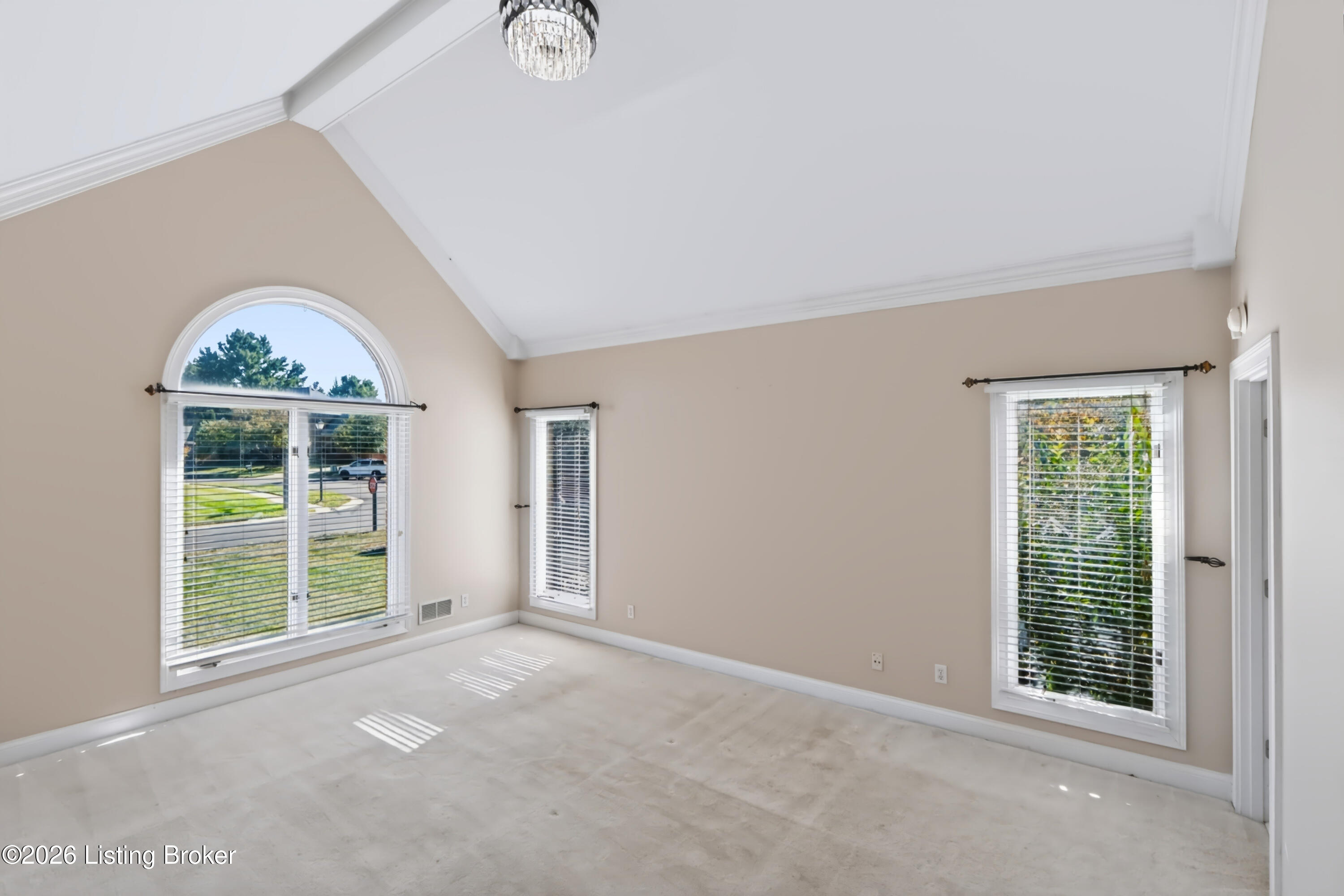 7401 Wolfpen Woods Ct Property Photo 27