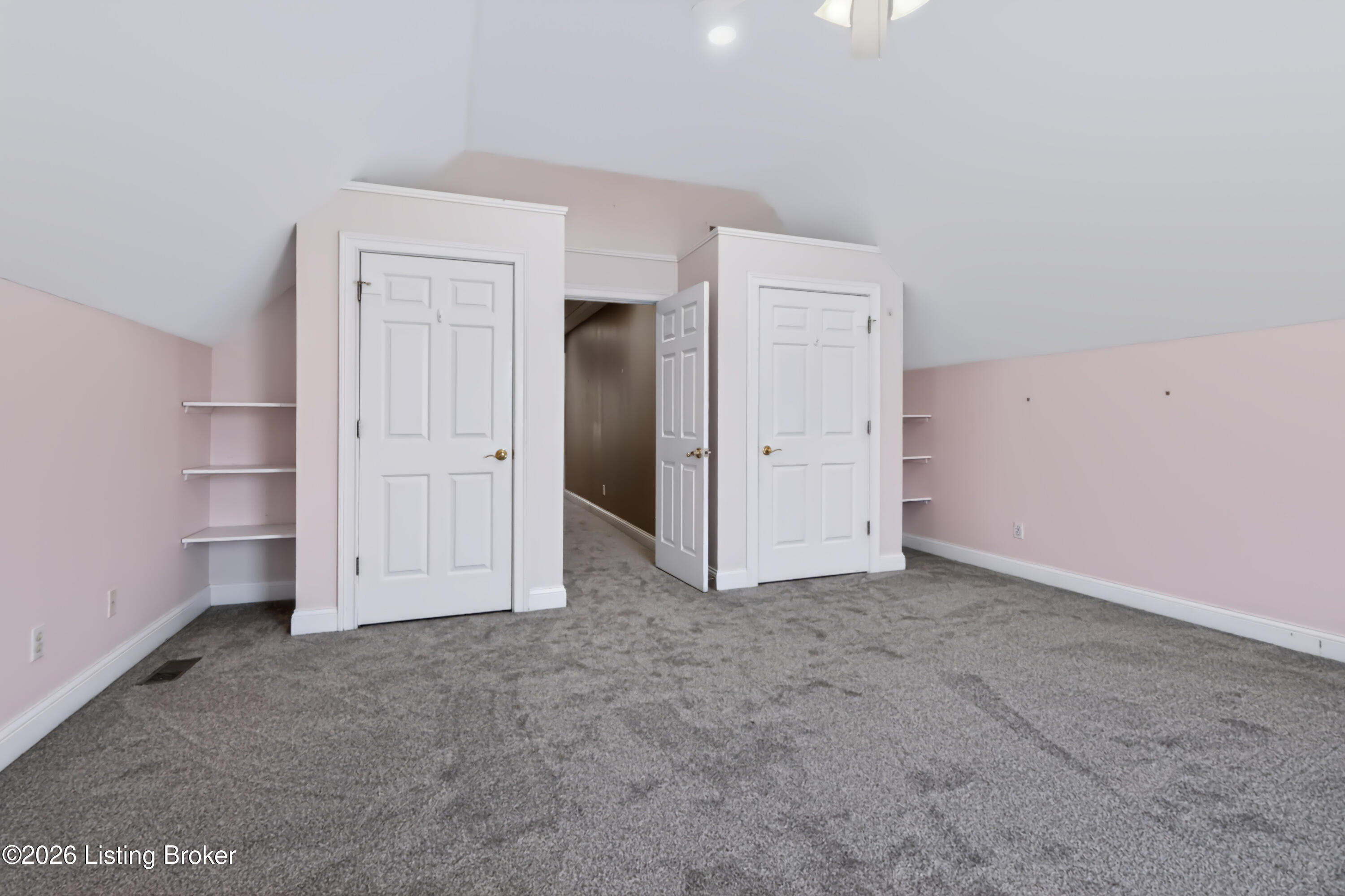 7401 Wolfpen Woods Ct Property Photo 34