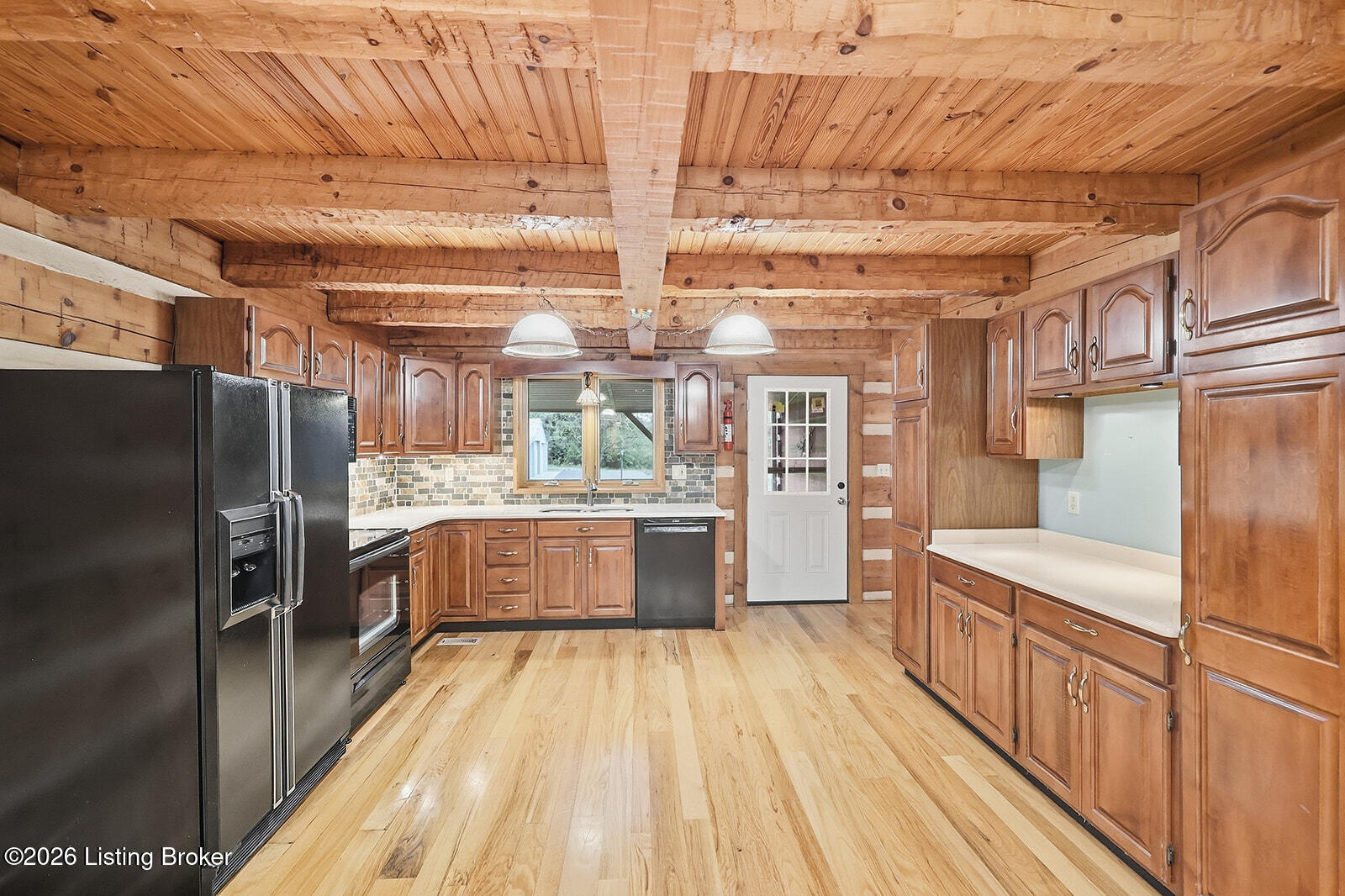 519 Fox Run Dr Property Photo 29
