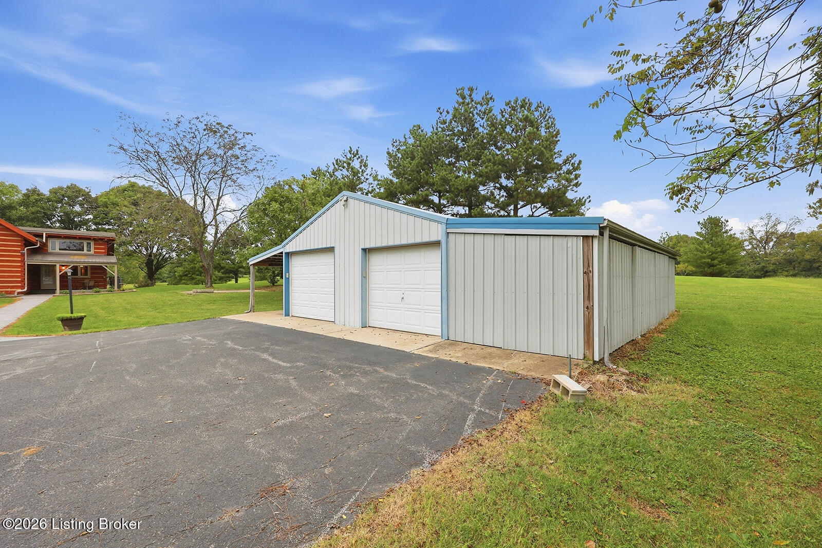519 Fox Run Dr Property Photo 110