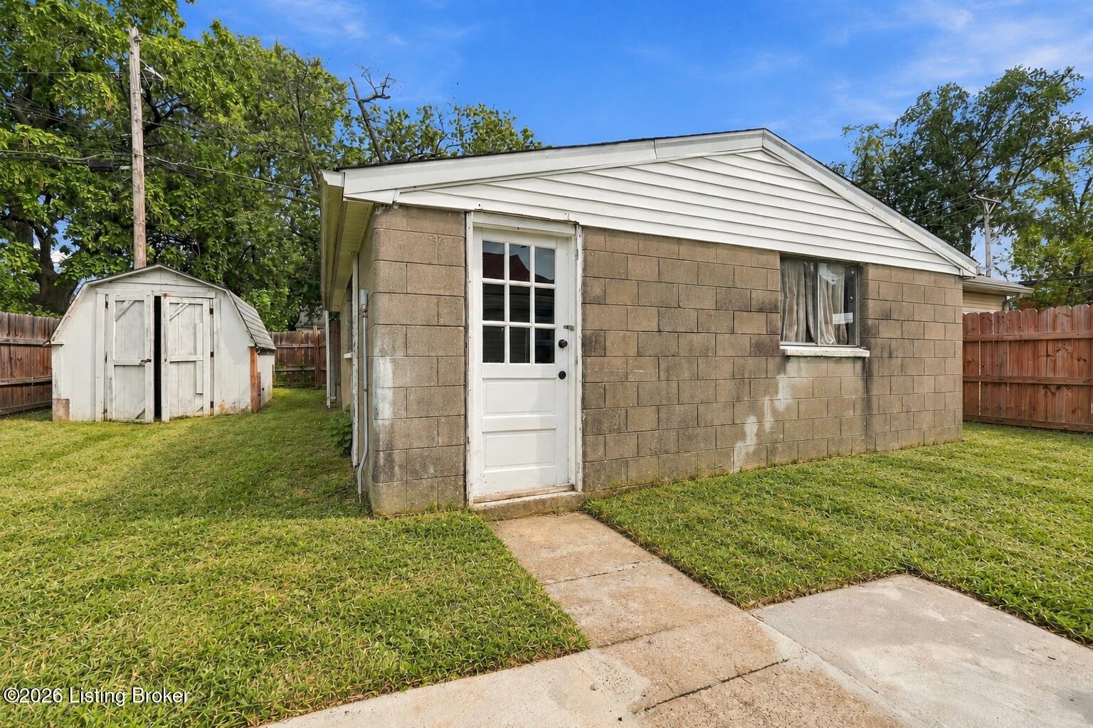 4335 S Brook St Property Photo 16