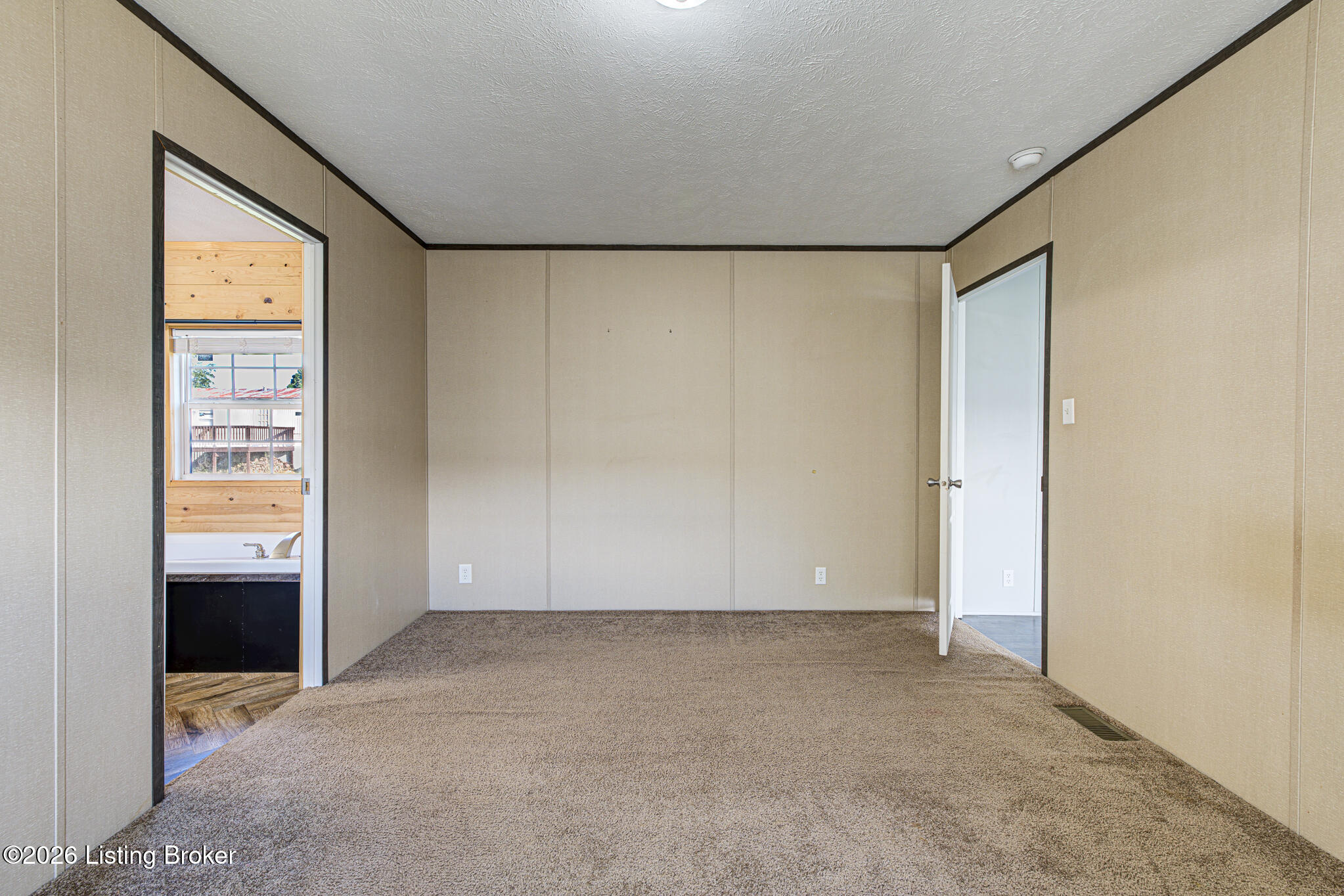 519 High Ridge Dr Property Photo 17