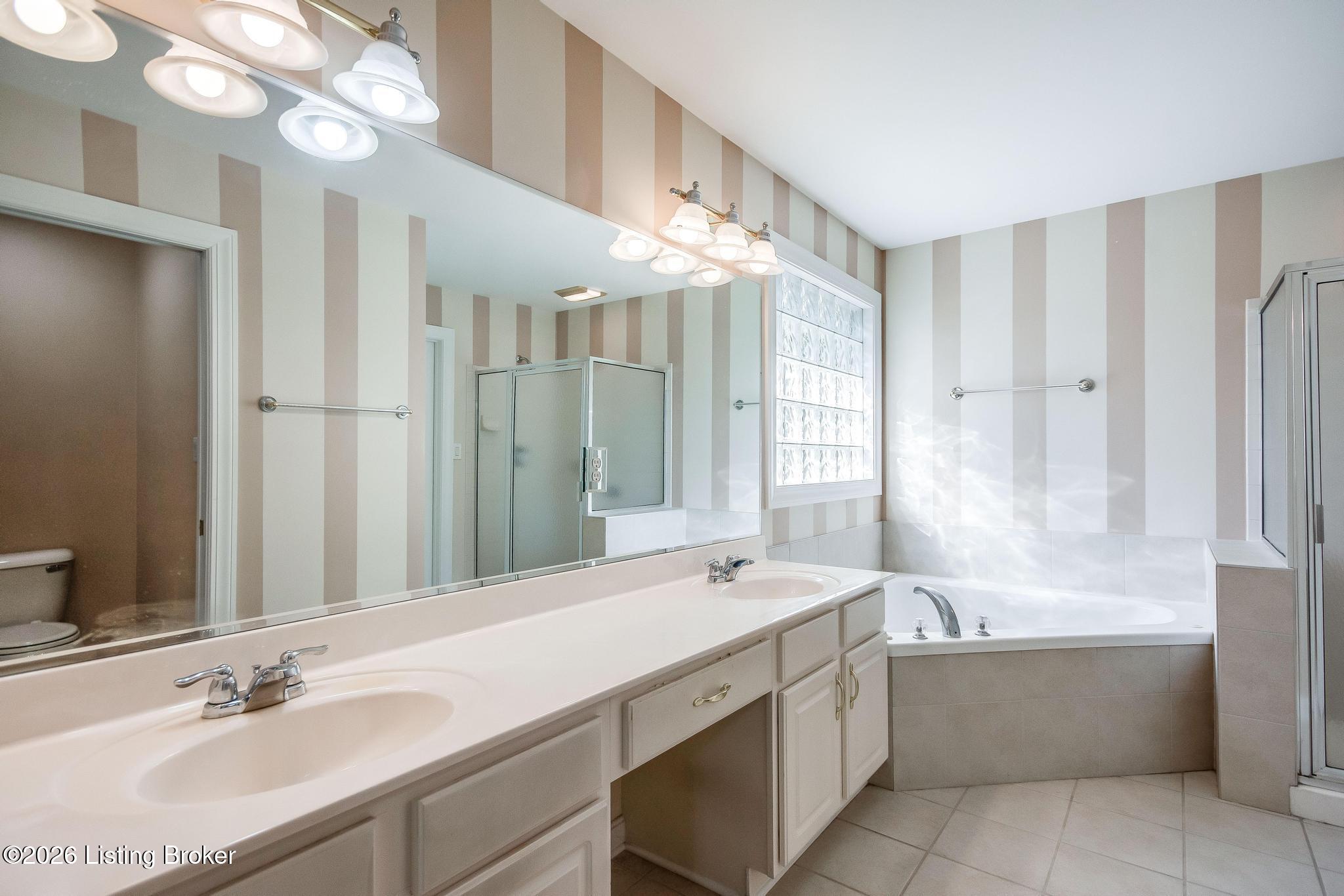 3909 Mulberry Row Way Property Photo 43