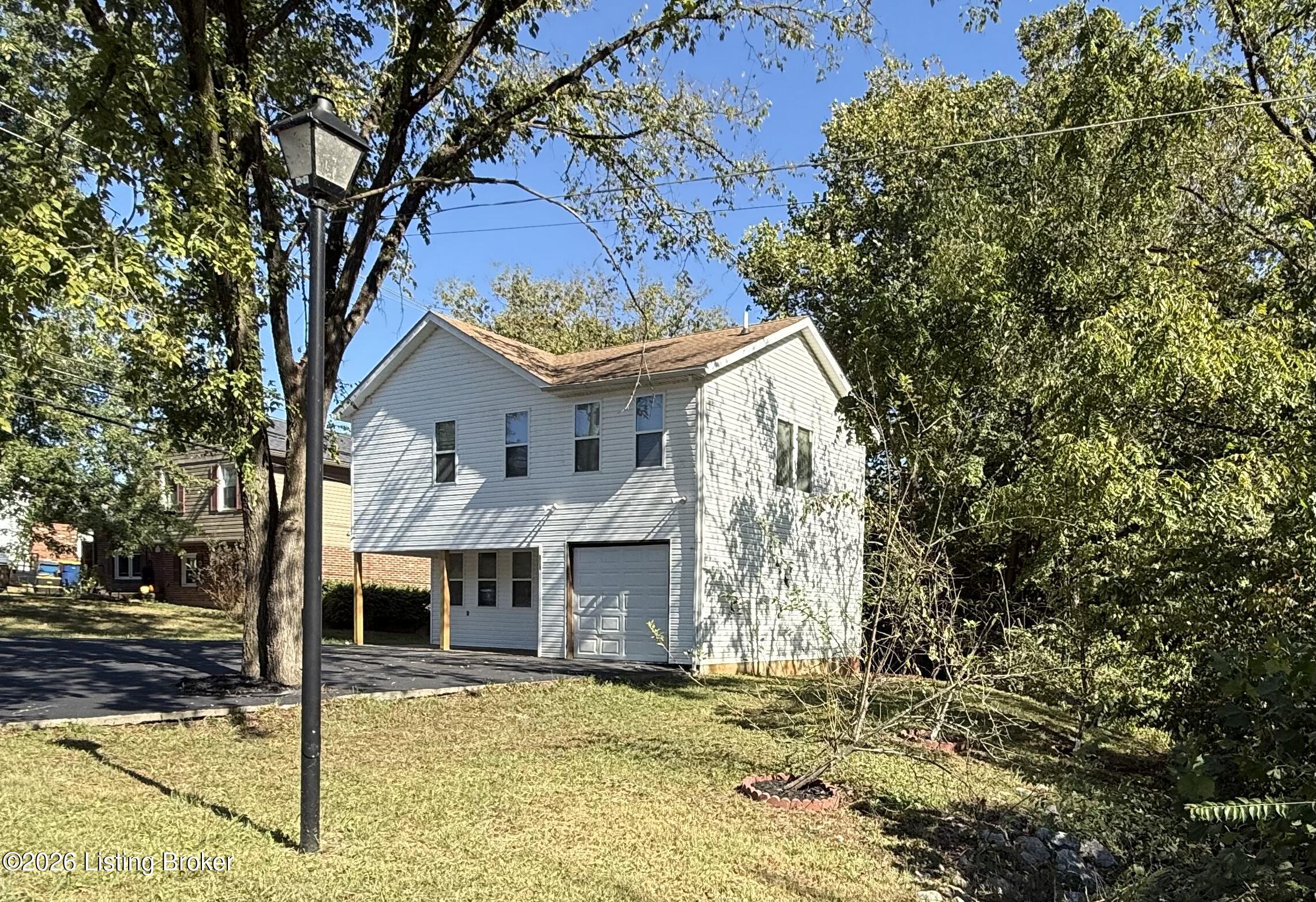 6652 Ashbrooke Dr Property Photo 1