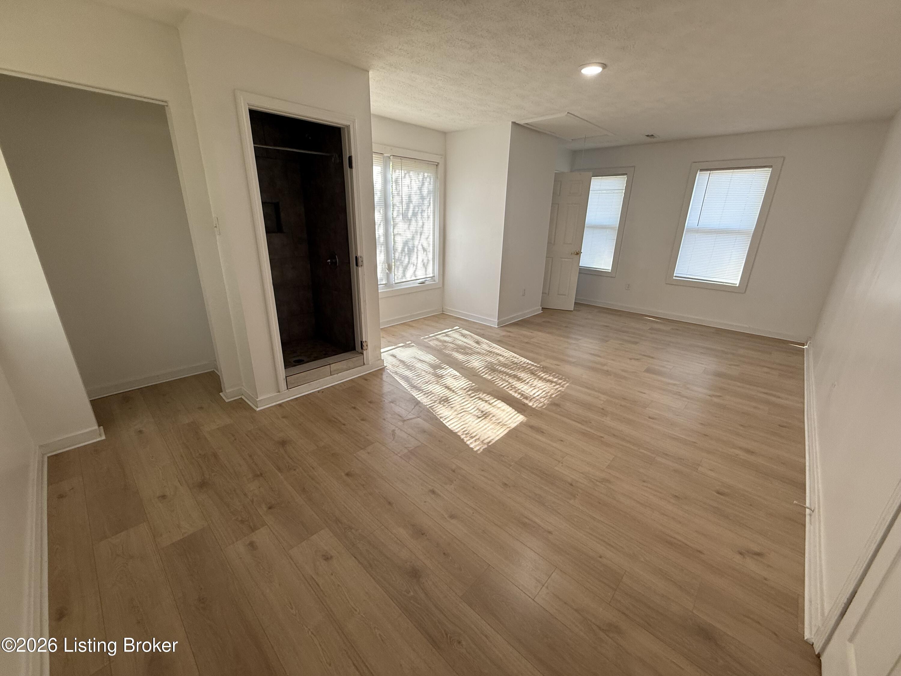 6652 Ashbrooke Dr Property Photo 20