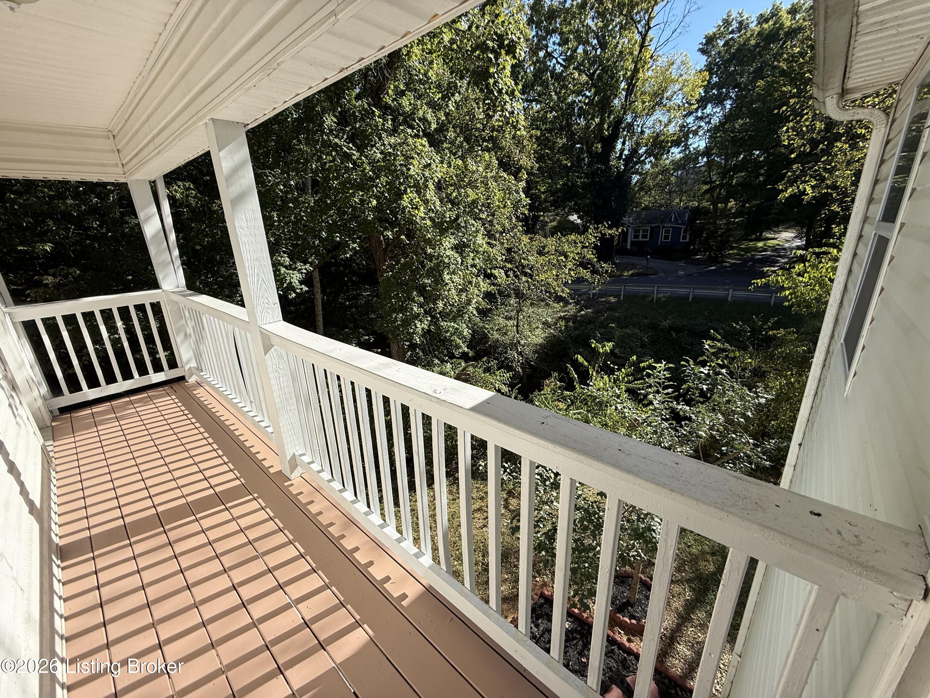 6652 Ashbrooke Dr Property Photo 22