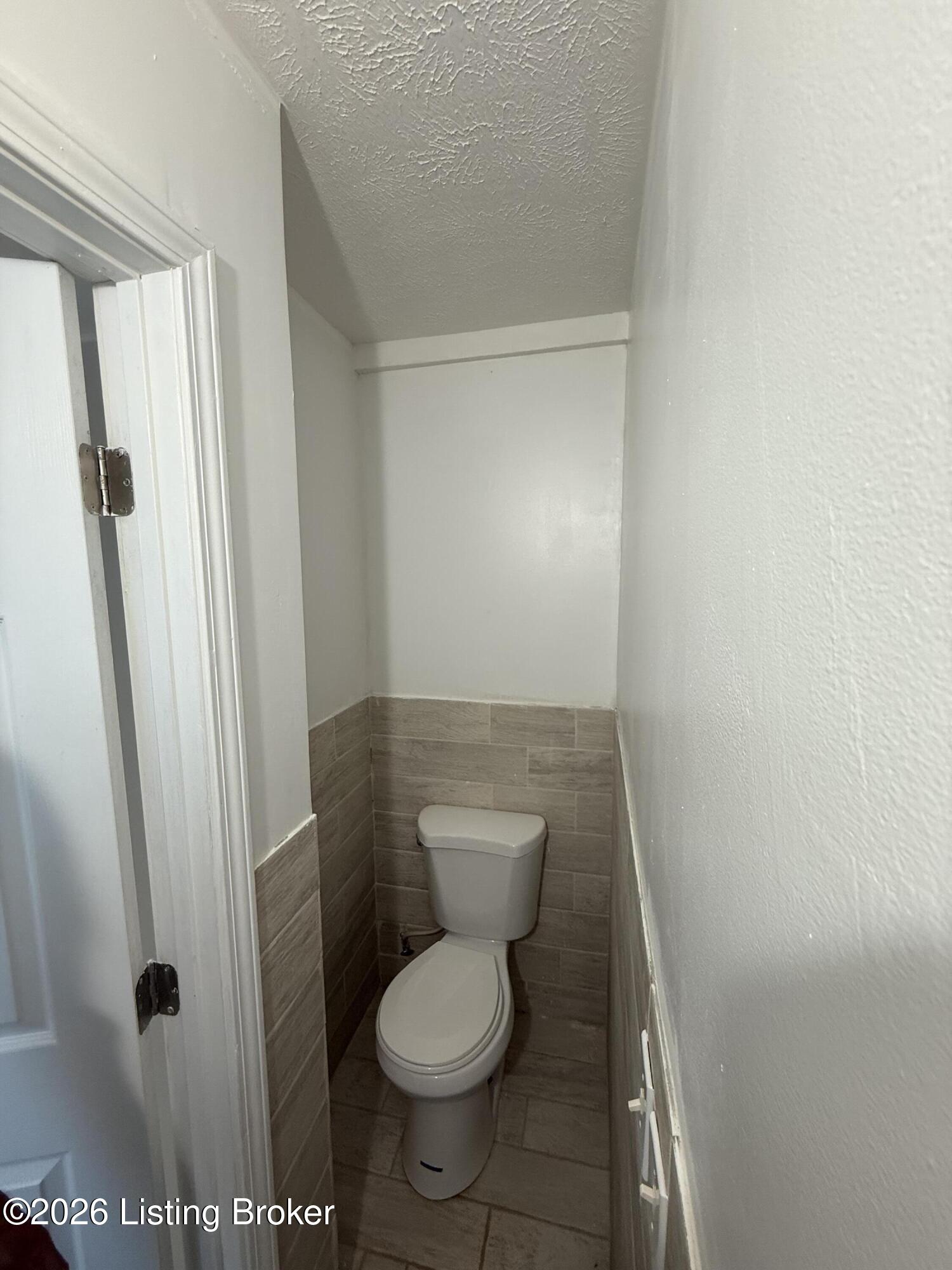 6652 Ashbrooke Dr Property Photo 25