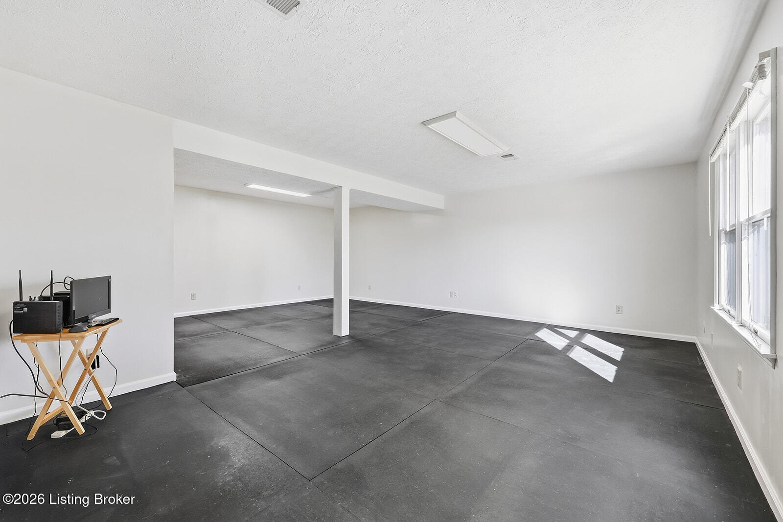 1039 Indian Trail Property Photo 30