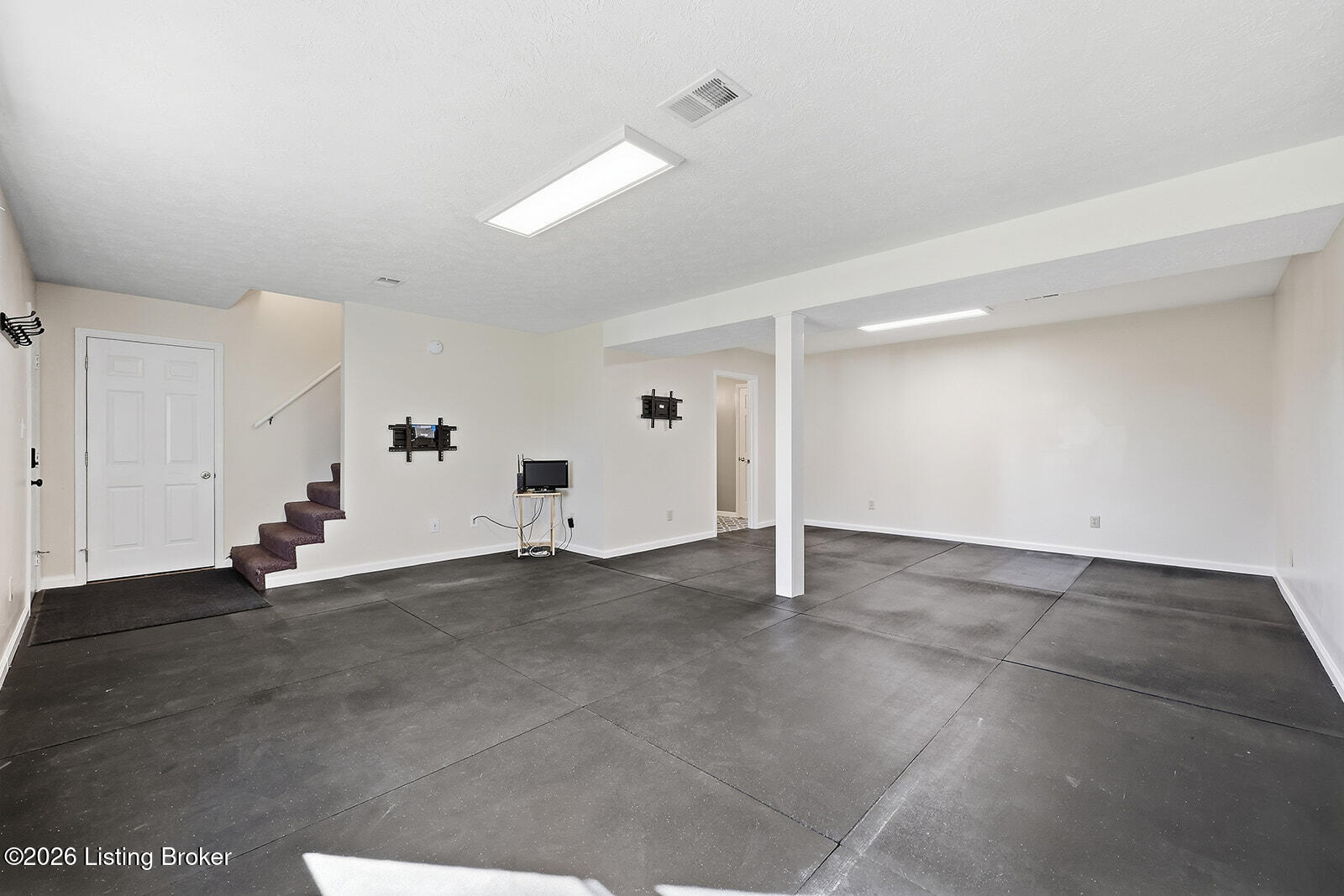 1039 Indian Trail Property Photo 31