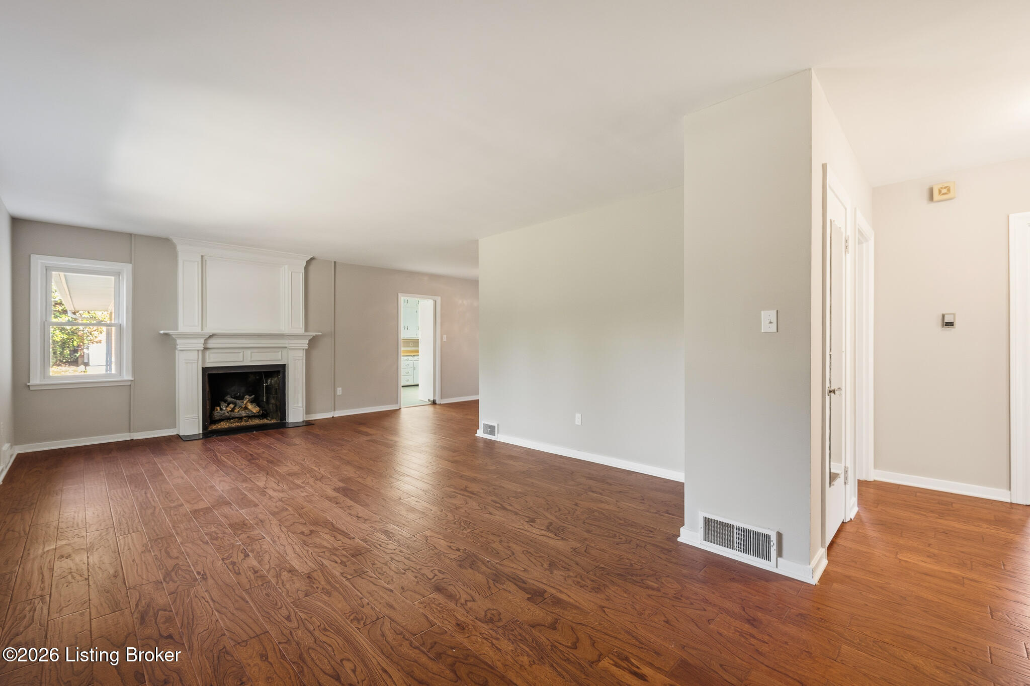 315 Foeburn Ln Property Photo 6