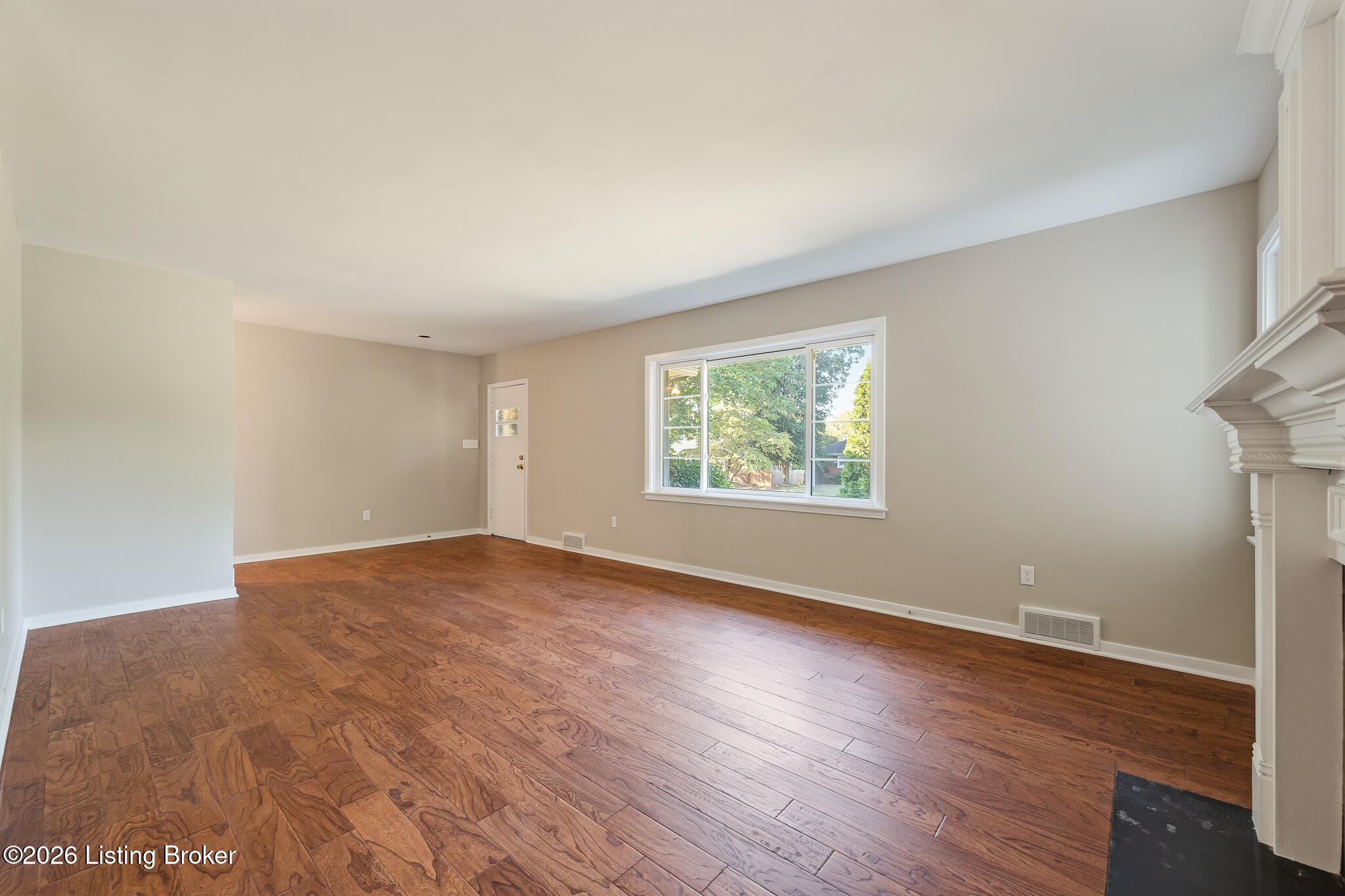 315 Foeburn Ln Property Photo 8