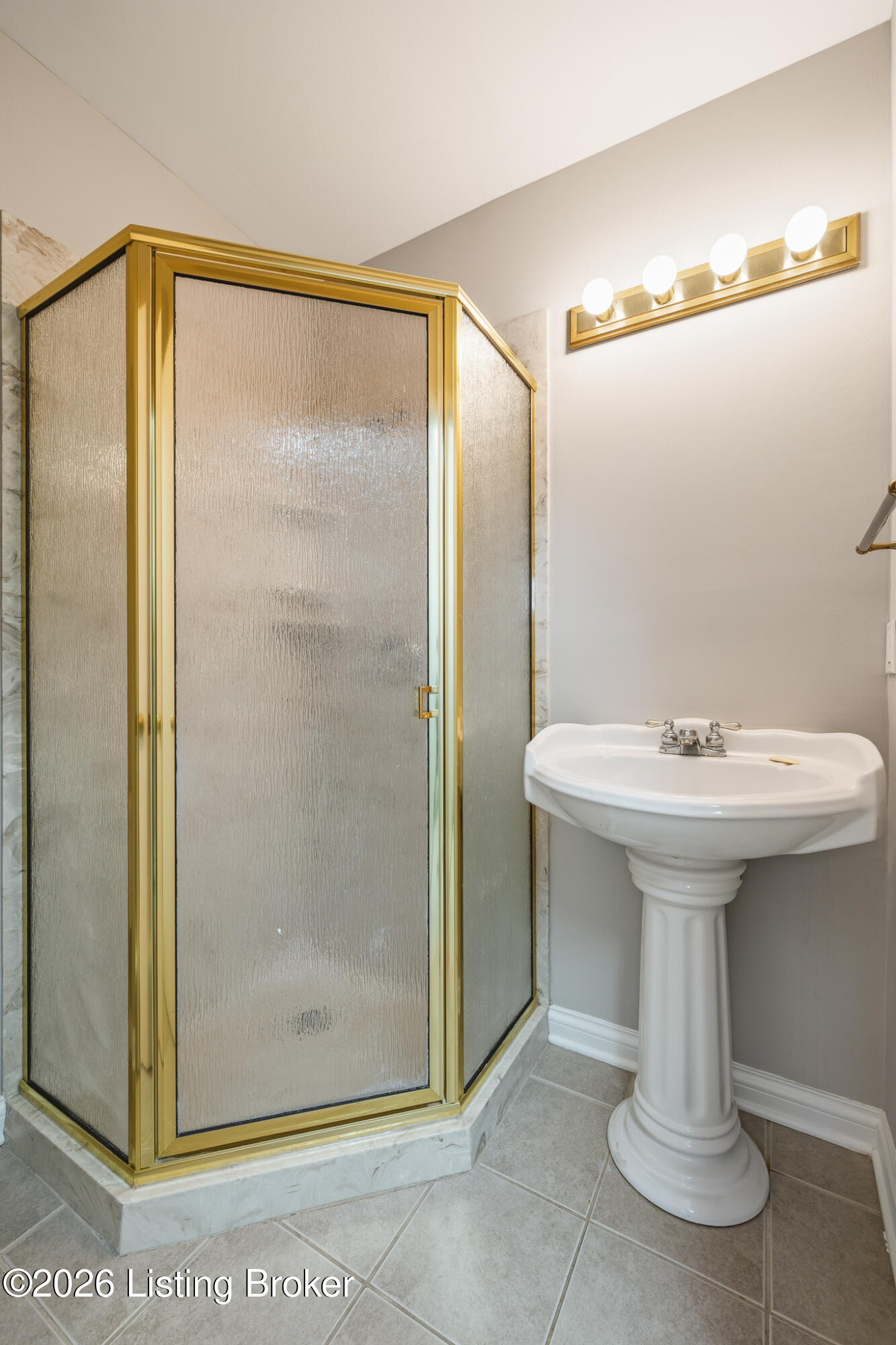 315 Foeburn Ln Property Photo 28