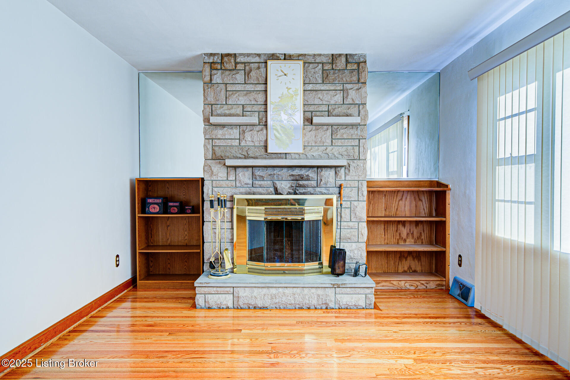 4822 Dover Rd Property Photo 4