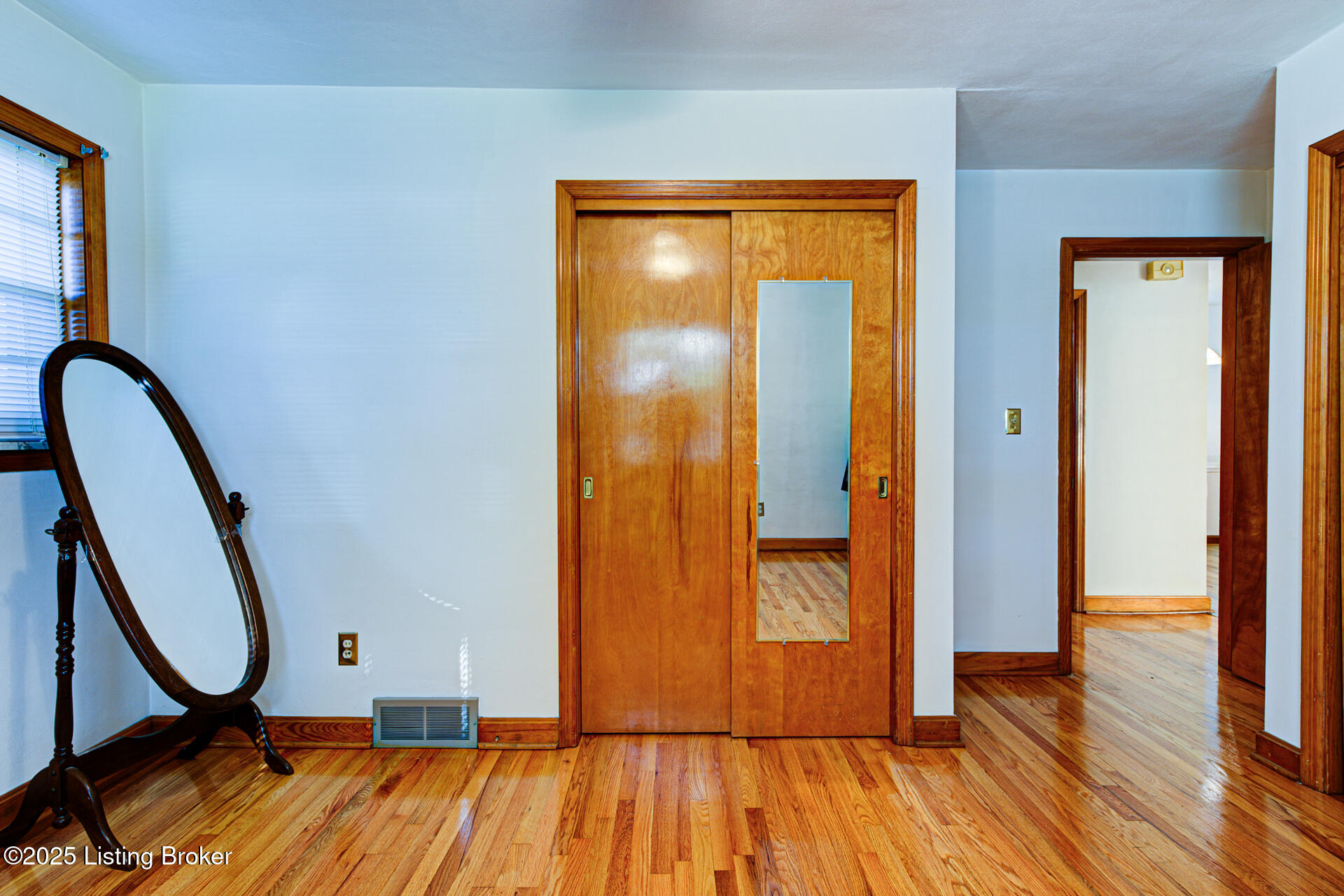 4822 Dover Rd Property Photo 16