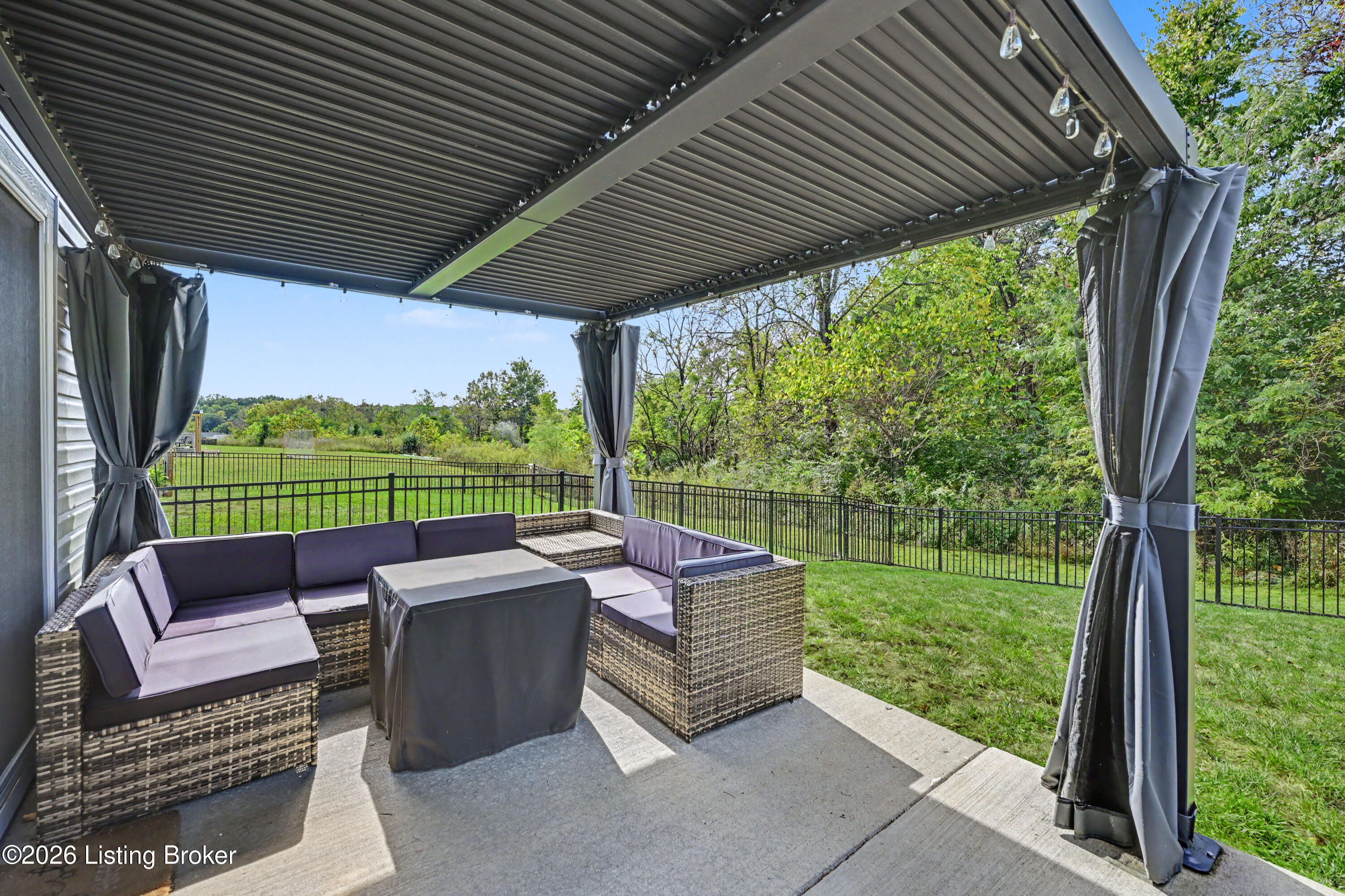 17105 Meander Way Property Photo 37