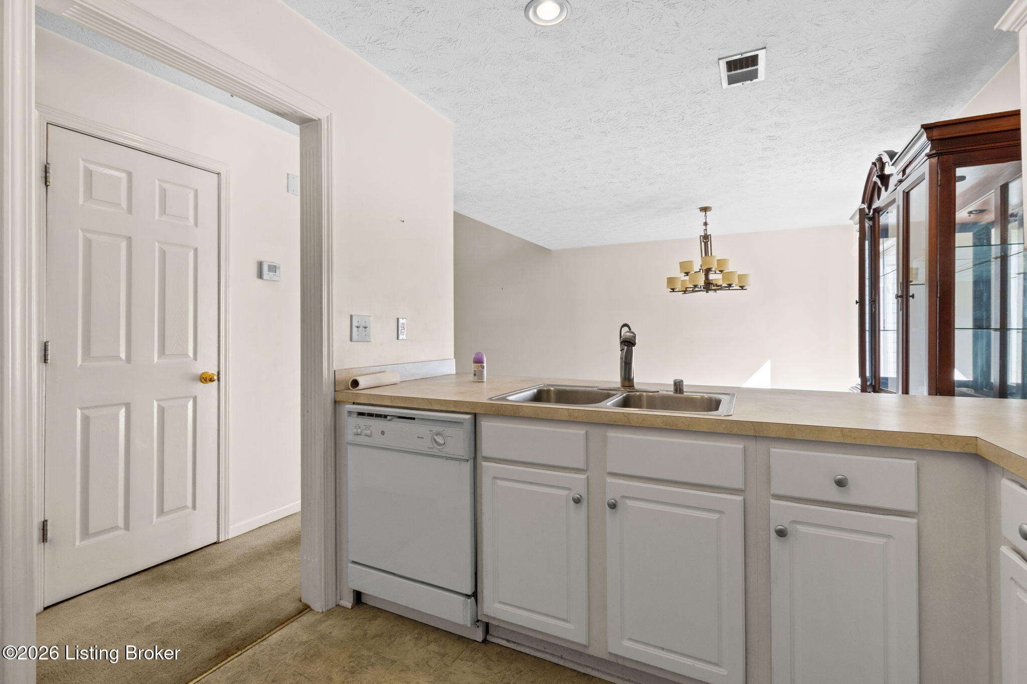 6819 Wynde Manor Dr Property Photo 18