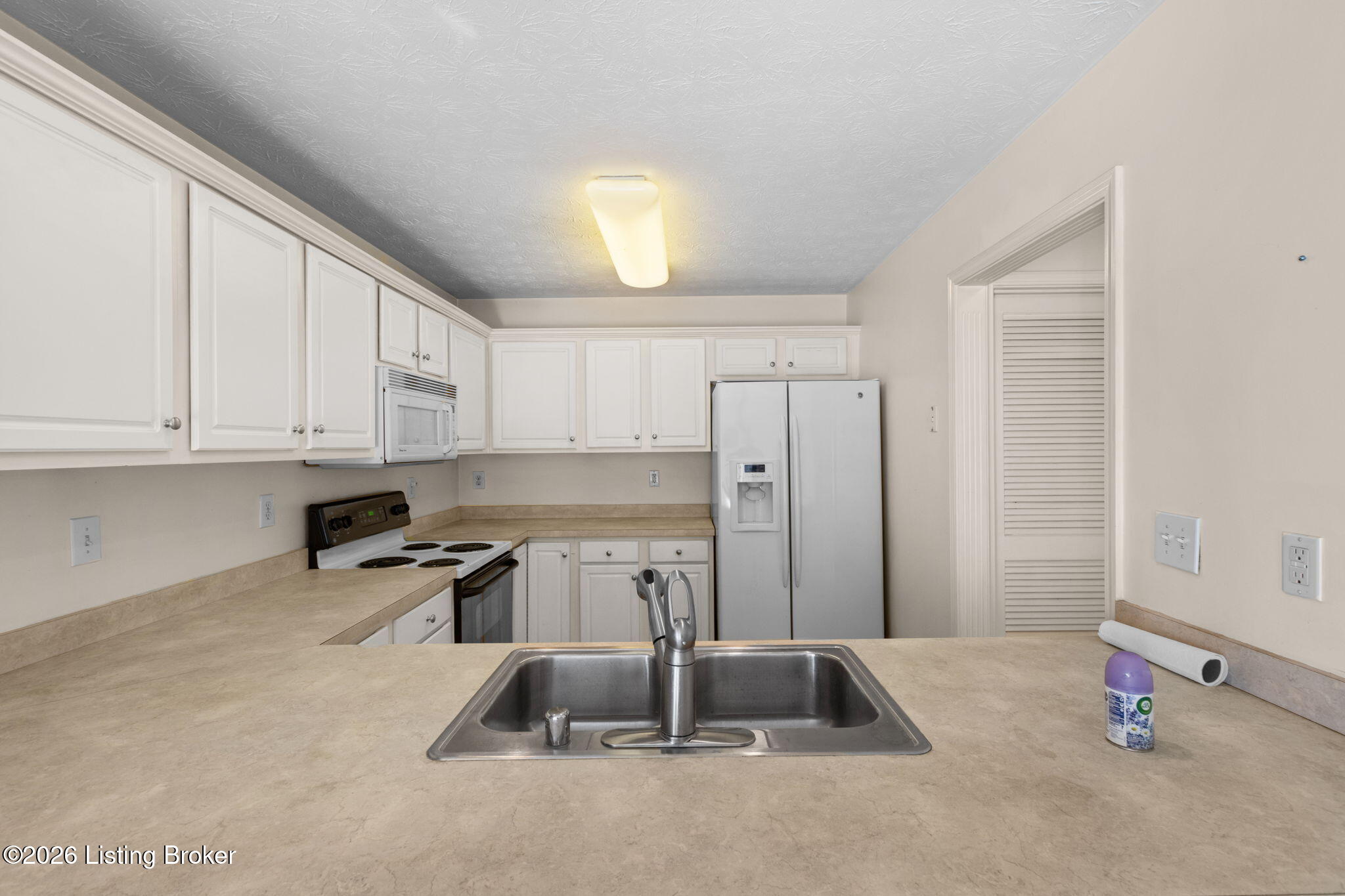 6819 Wynde Manor Dr Property Photo 19