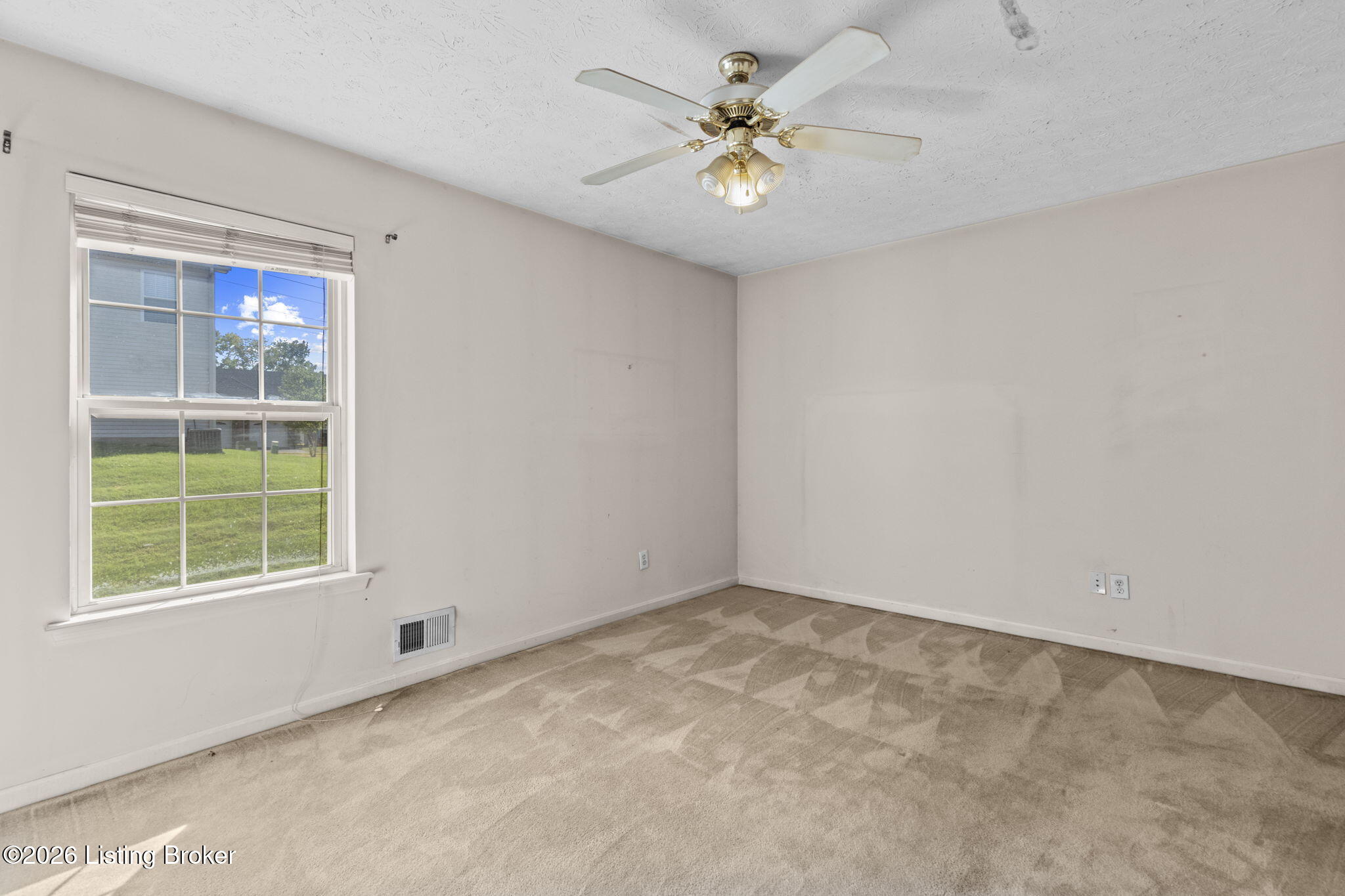 6819 Wynde Manor Dr Property Photo 28