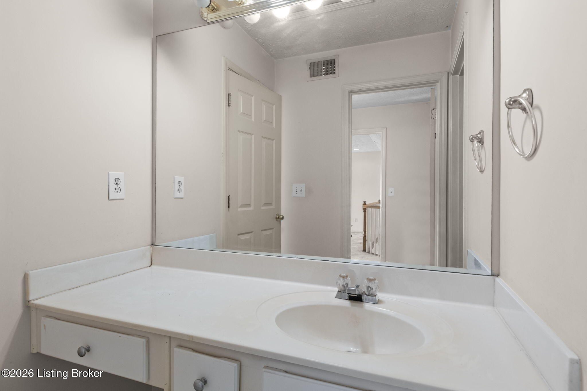 6819 Wynde Manor Dr Property Photo 32