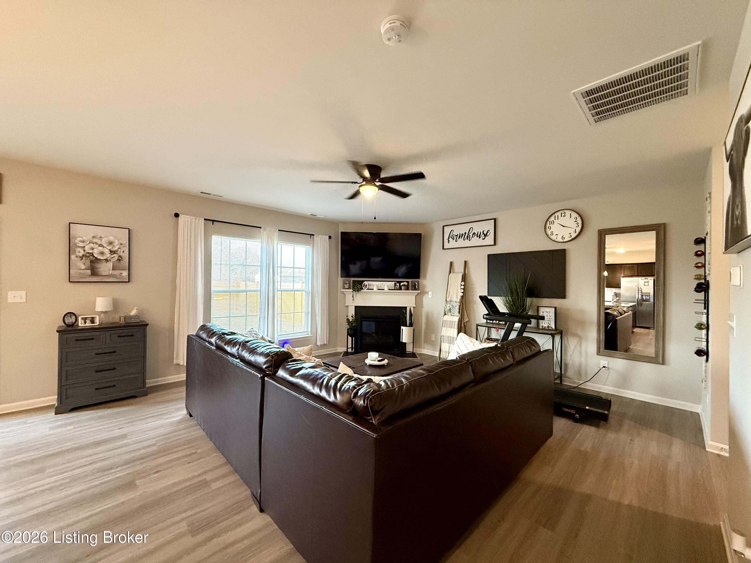 8403 Gateway Run Rd Property Photo 8