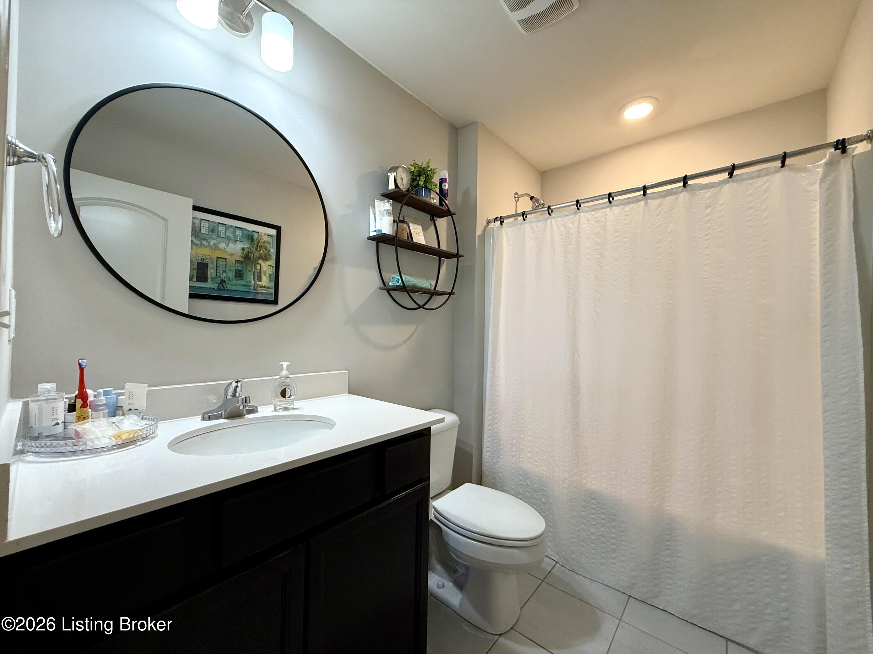 8403 Gateway Run Rd Property Photo 16