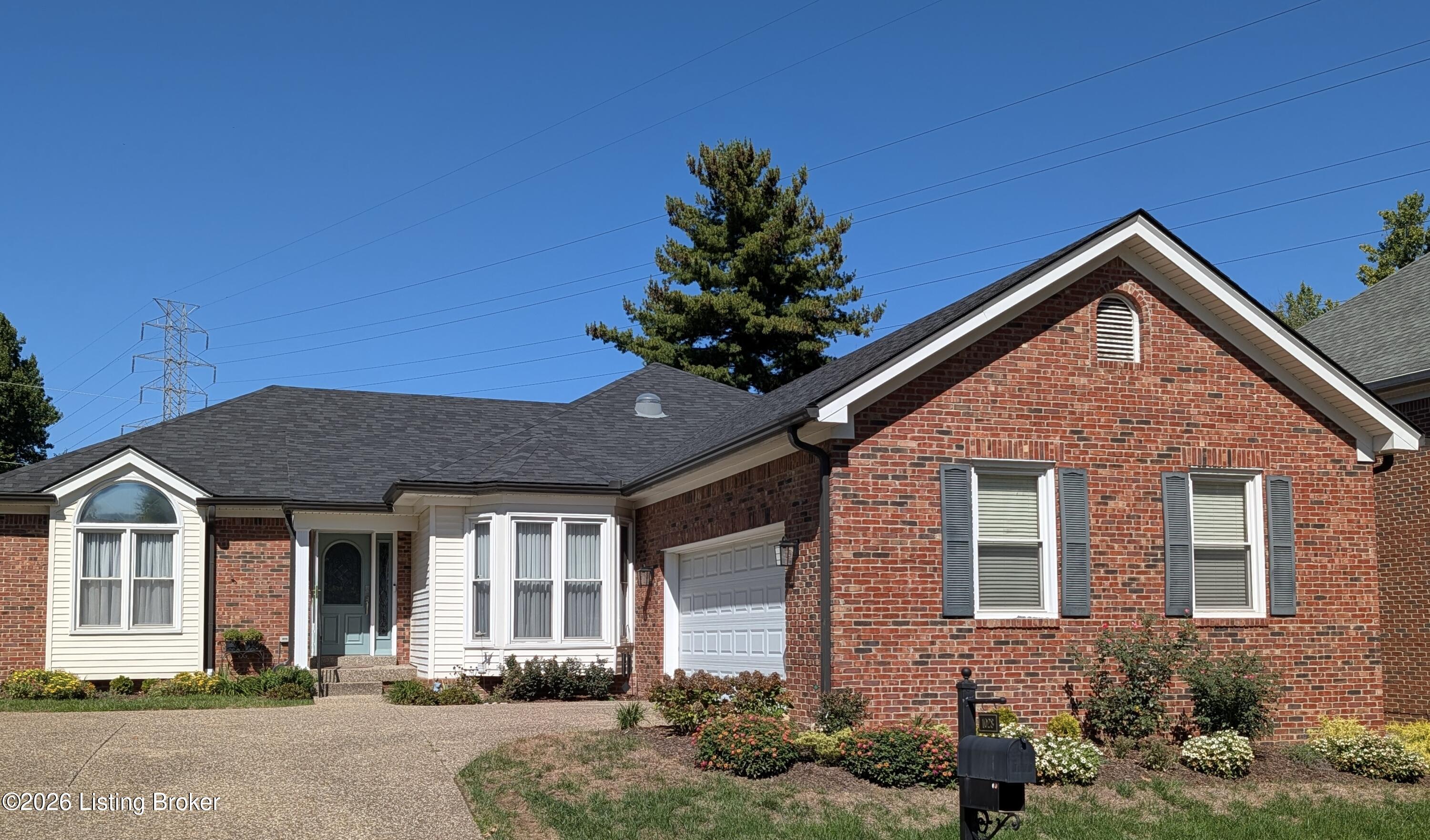1028 Westgate Pl Property Photo 1