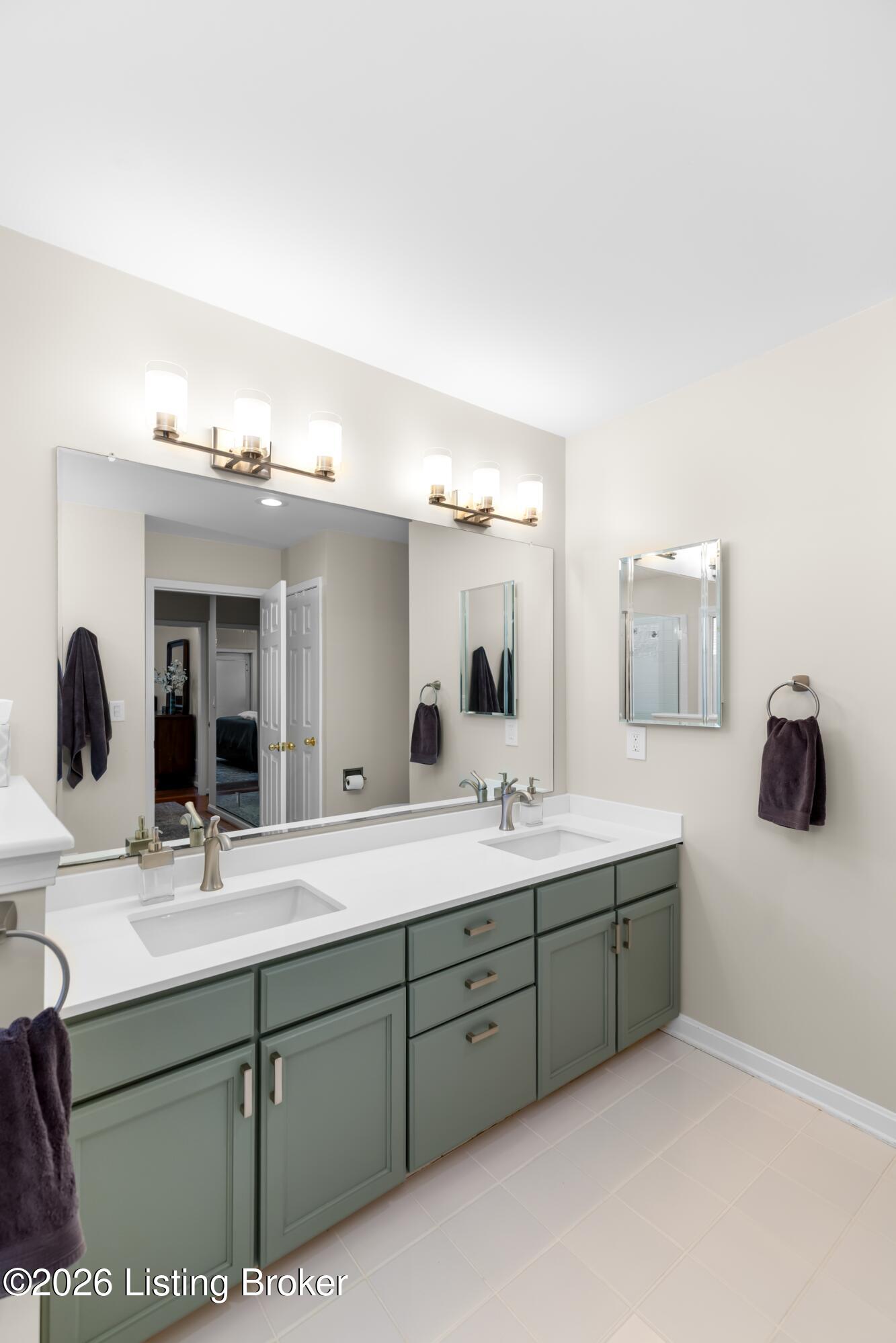 1028 Westgate Pl Property Photo 22