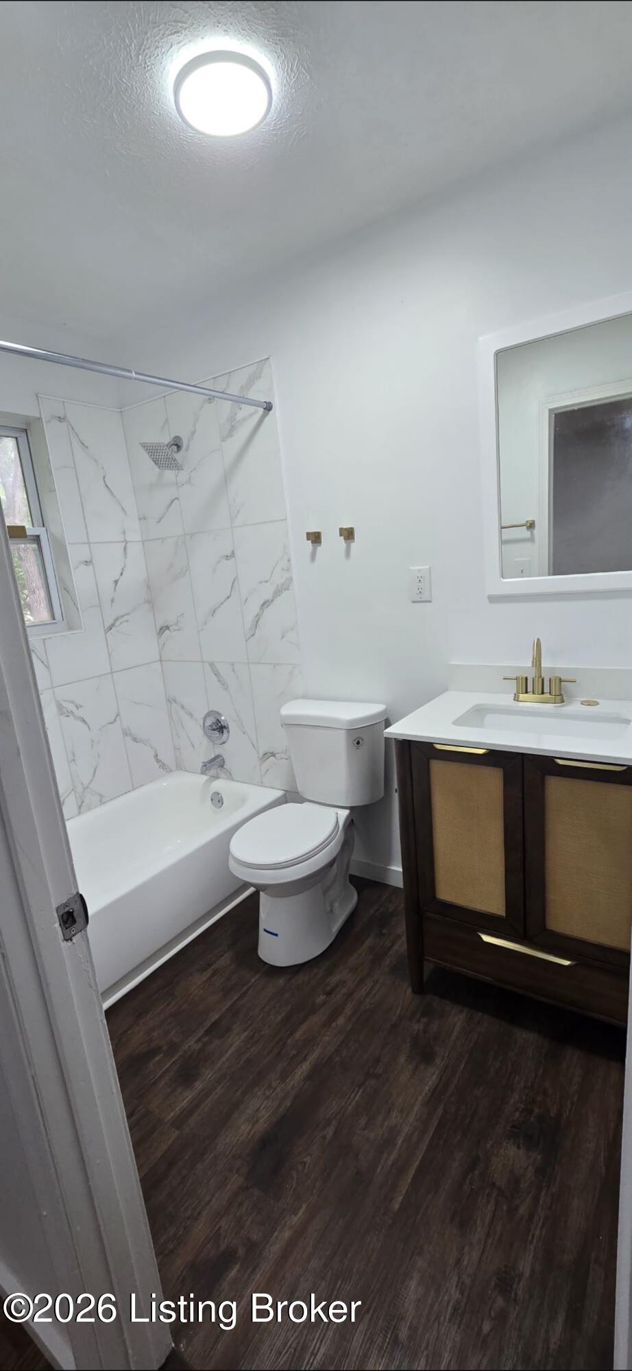 3424 Shagbark Rd Property Photo 8
