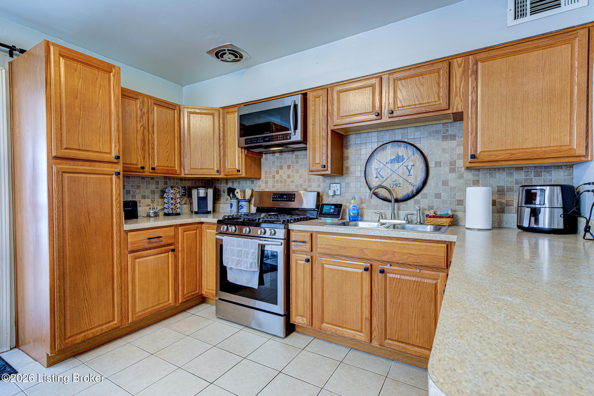 13418 Kinross Blvd Property Photo 7