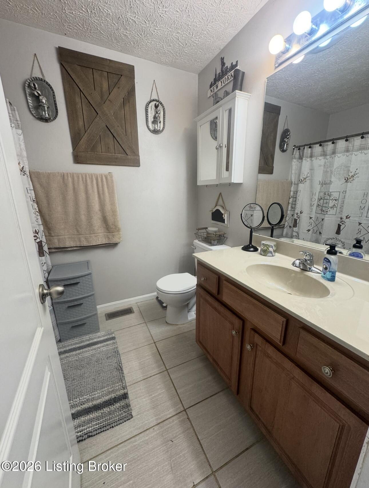 775 Oak Grove Blvd Property Photo 13