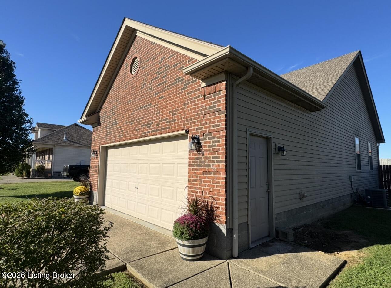 775 Oak Grove Blvd Property Photo 22