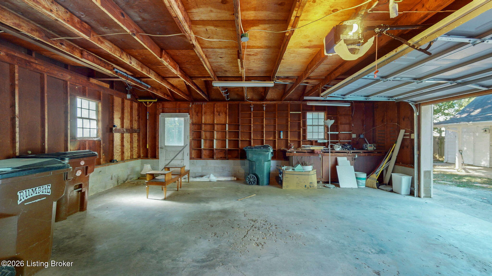 9212 Vevey Rd Property Photo 34