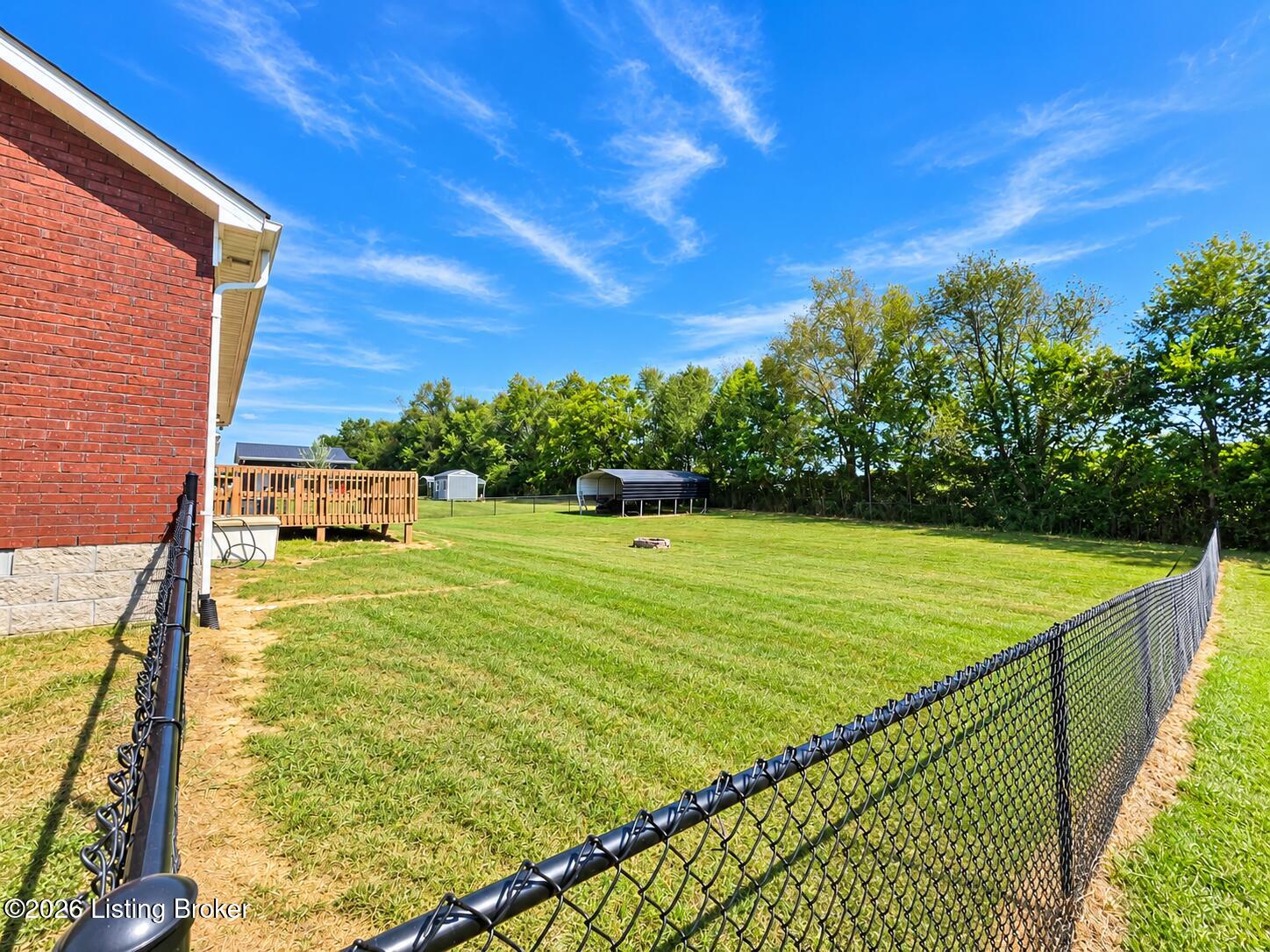 123 Iroquois Trail Property Photo 5