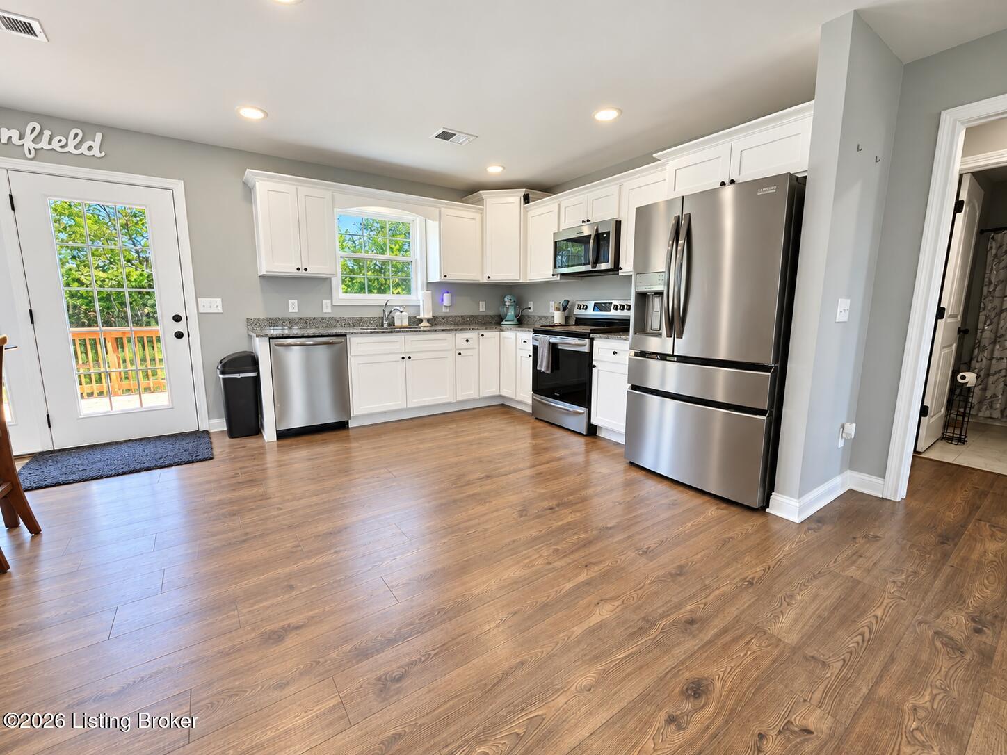 123 Iroquois Trail Property Photo 10